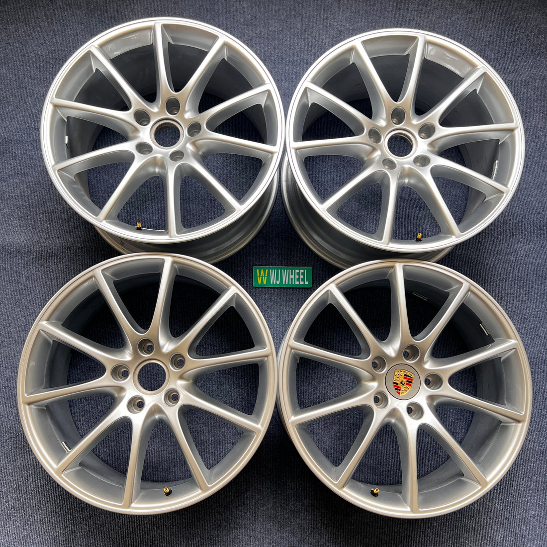 Porsche cayenne 20 inch original wheel