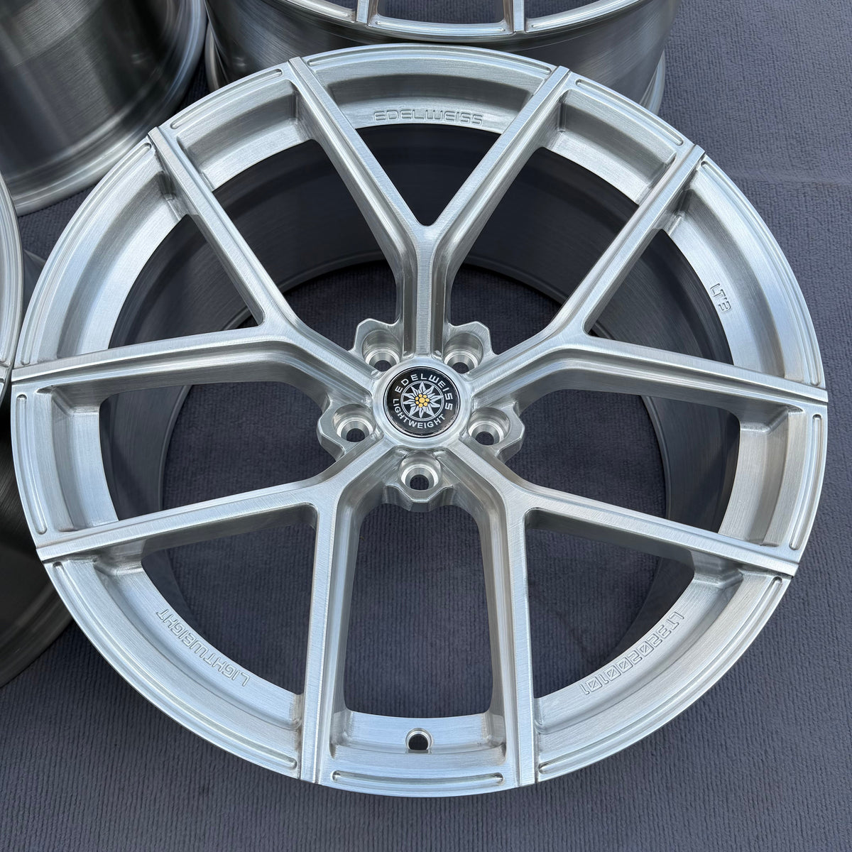 MB19 20 inch 5*112 66.6