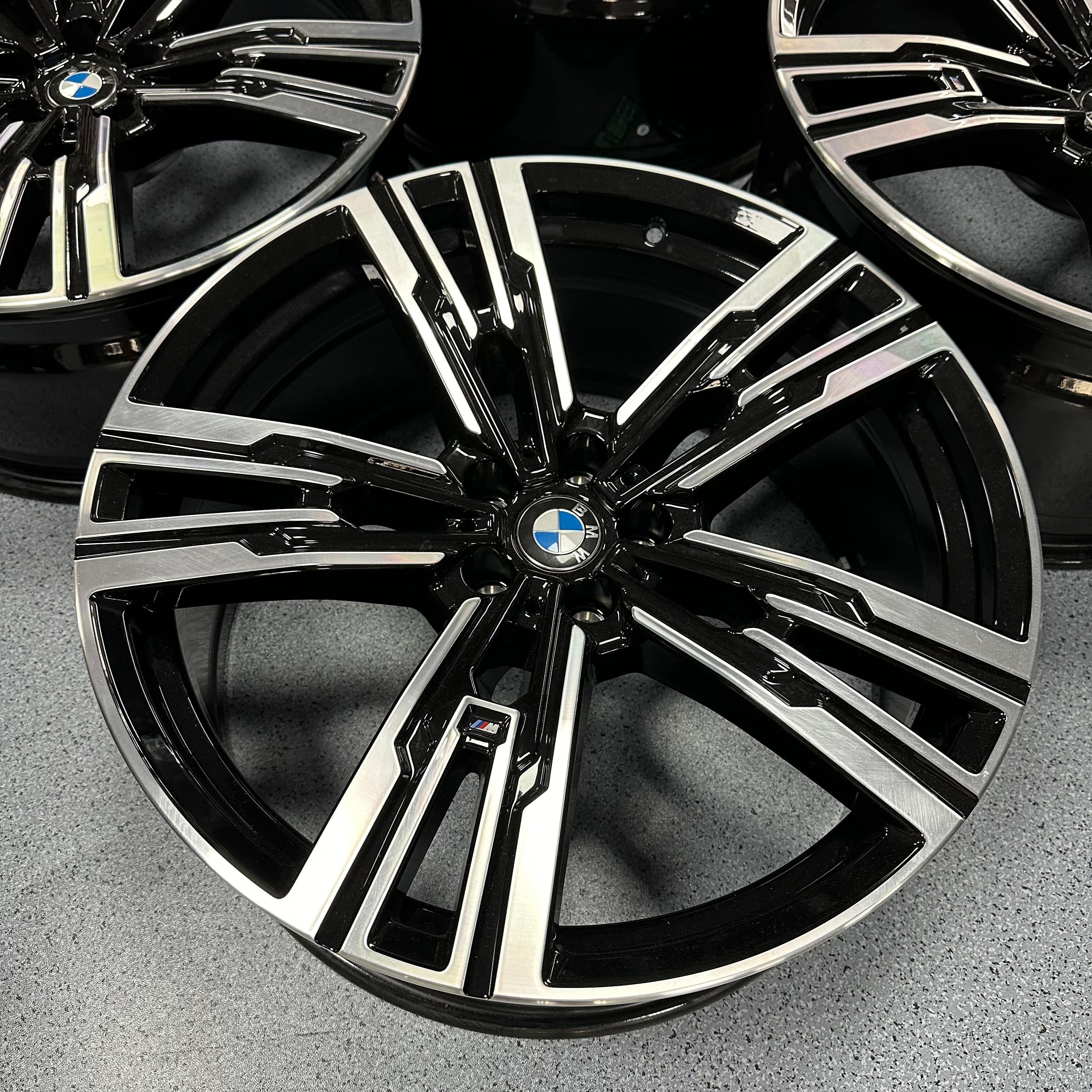 BMW 7 Series 908M 21 inch original wheels