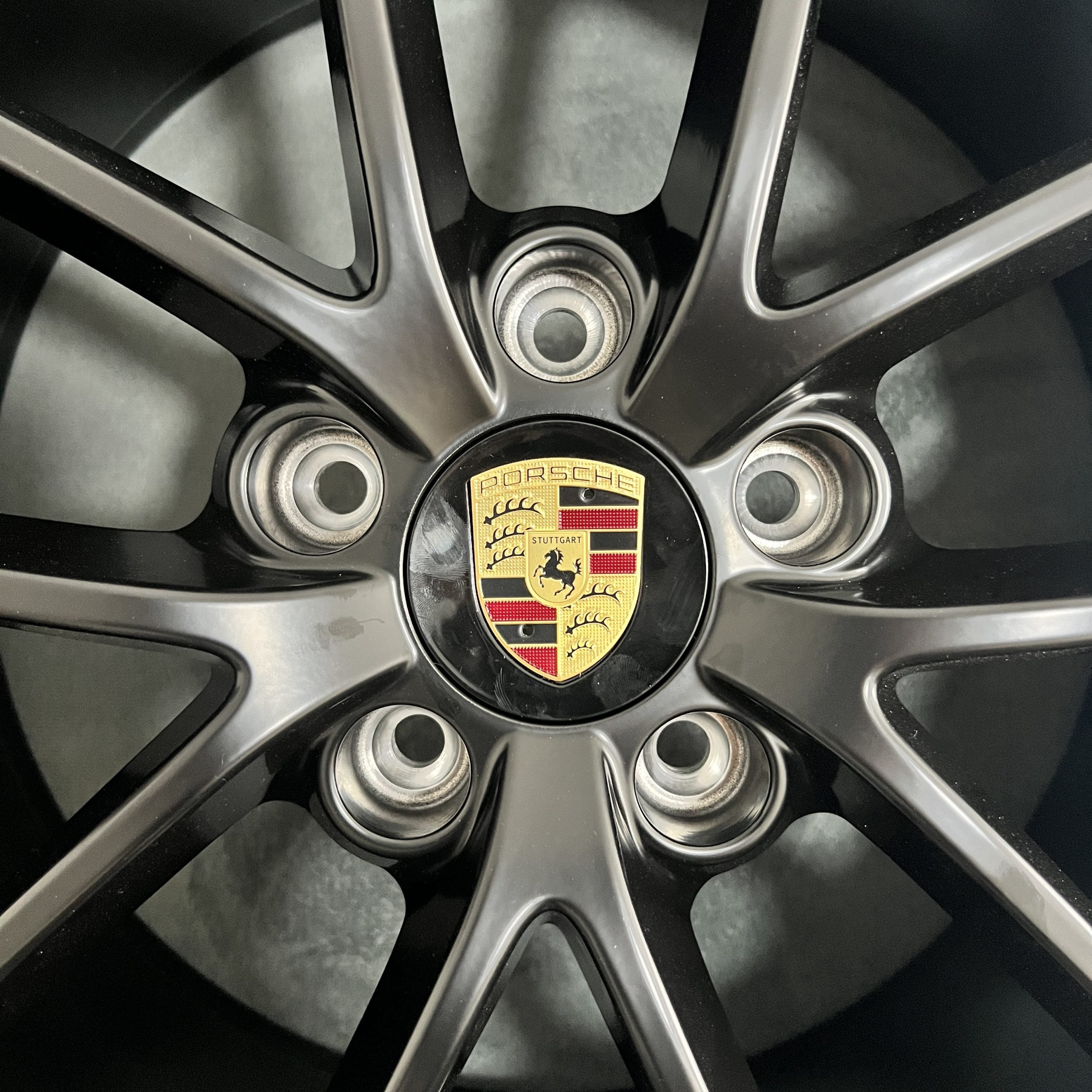 Porsche 718 20 inch original wheel