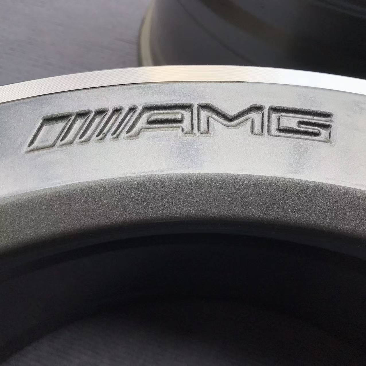 Mercedesbenz A35 19 inch original wheel