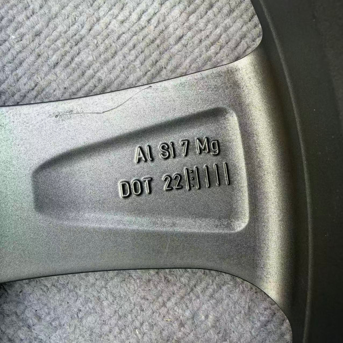 Audi S4 19 inch original wheel