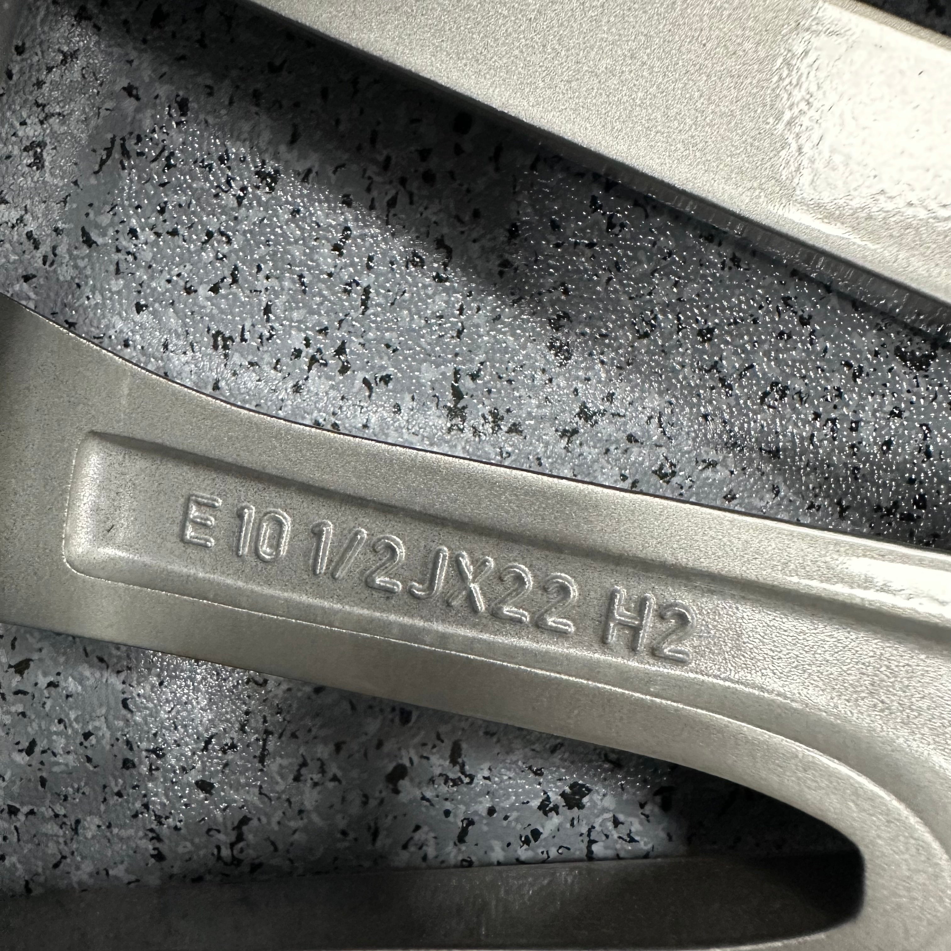 BMW X7 22 inch original wheels