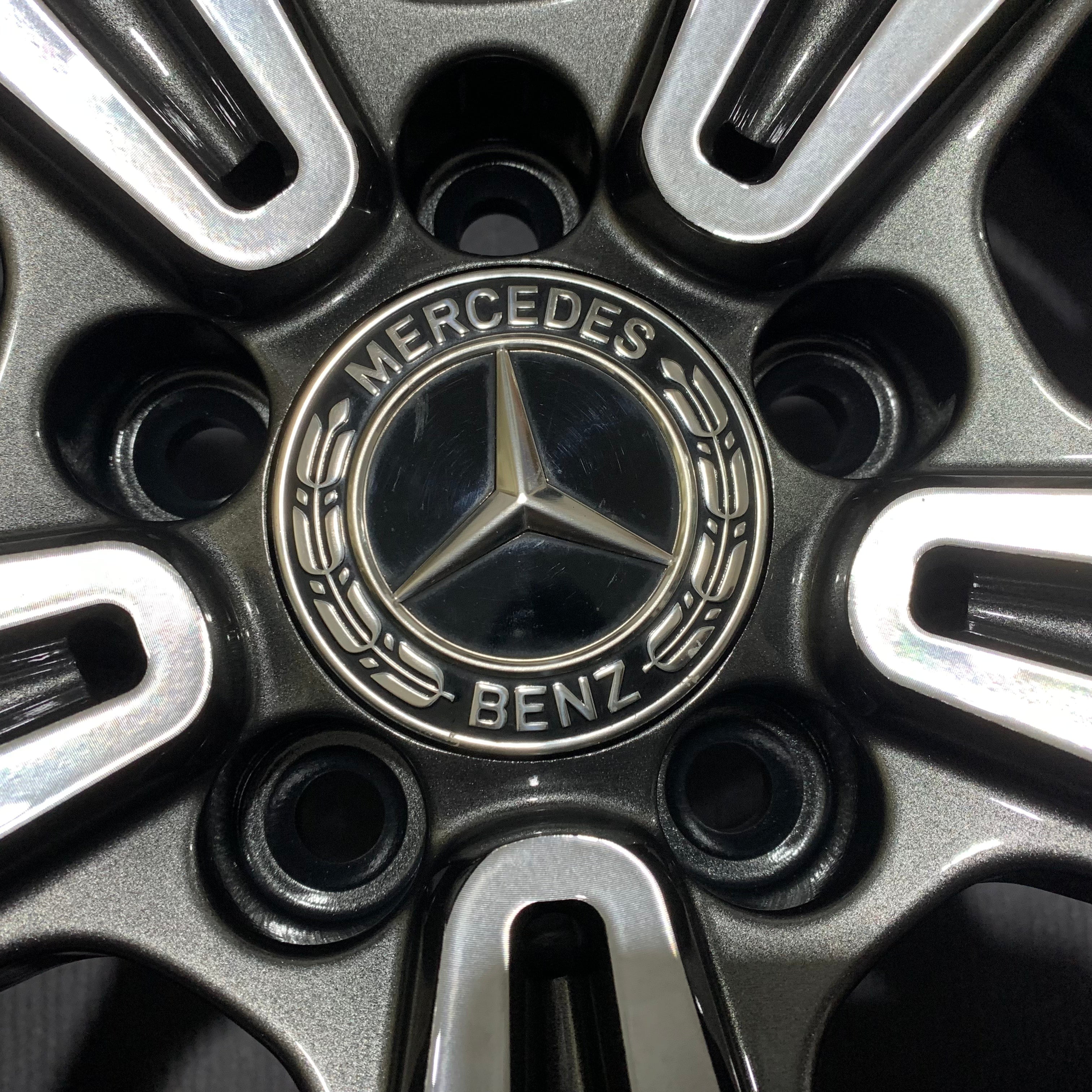 Mercedesbenz E300 19 inch original wheel