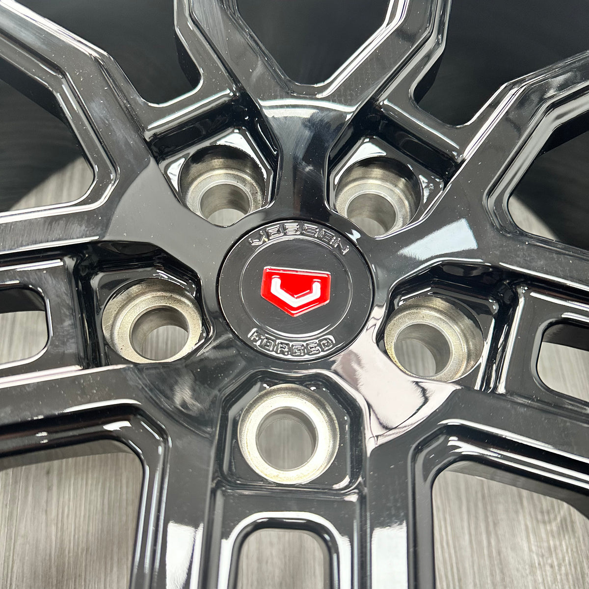 MB11 22inch 5*120 72.56