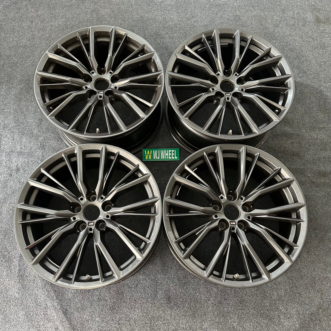 BMW 3 Series 18 inch original wheels