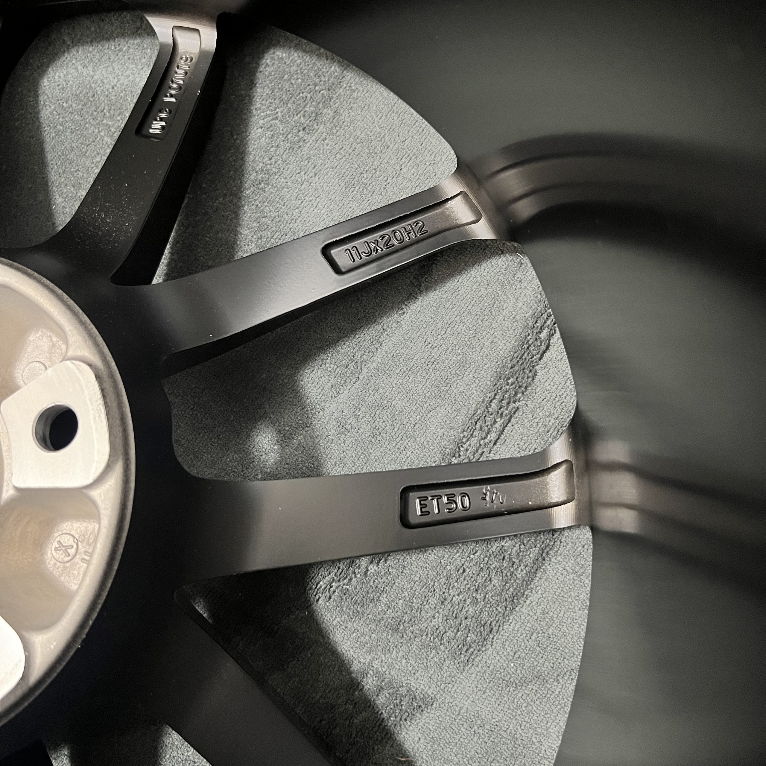 Porsche 718 20 inch original wheel