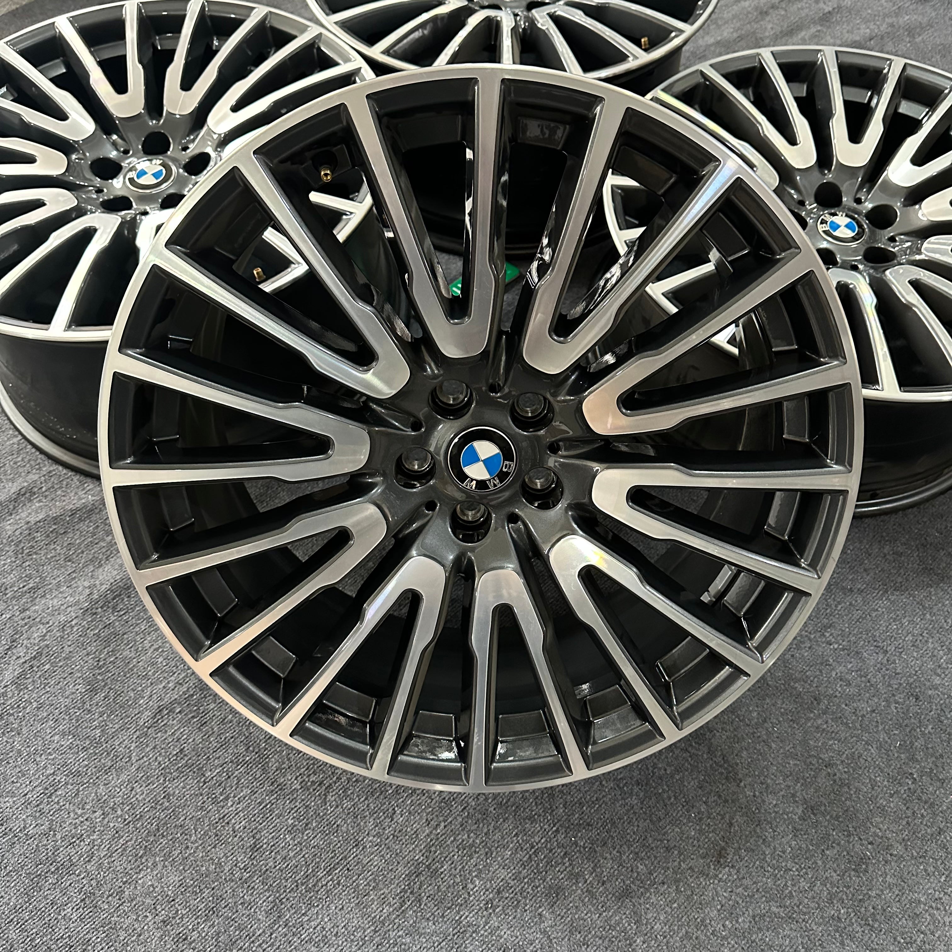 BMW 7 Series 629M 21 inch original wheels