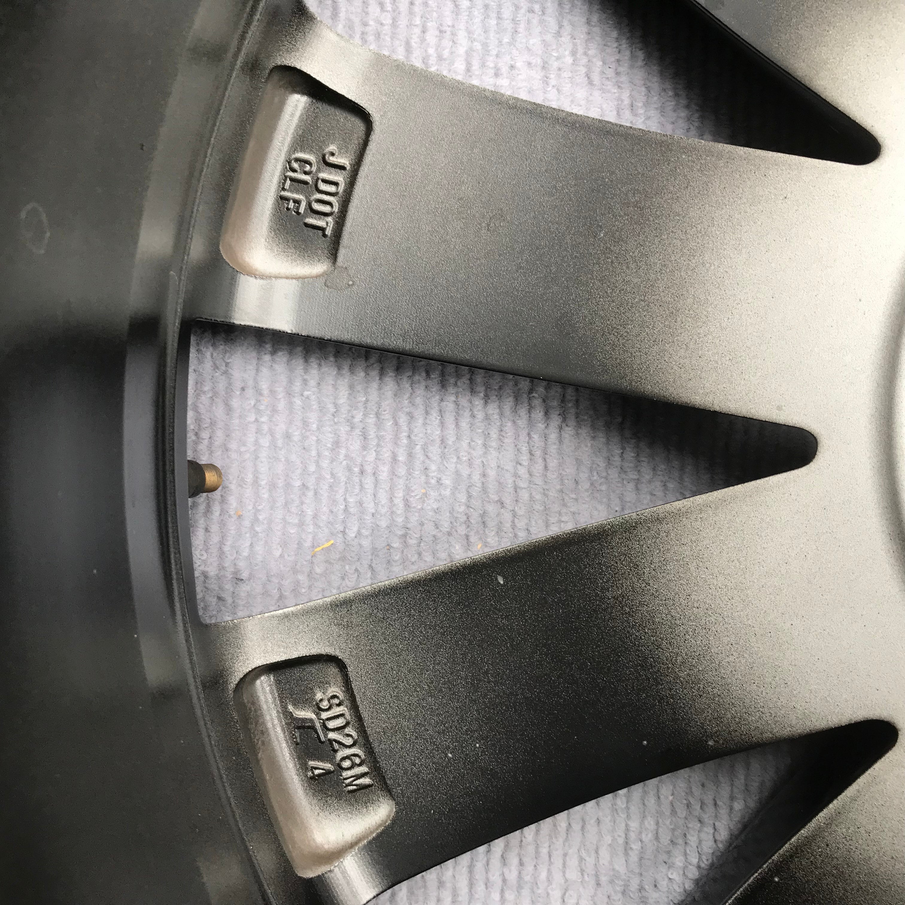 Toyota Crown 21-inch original wheels