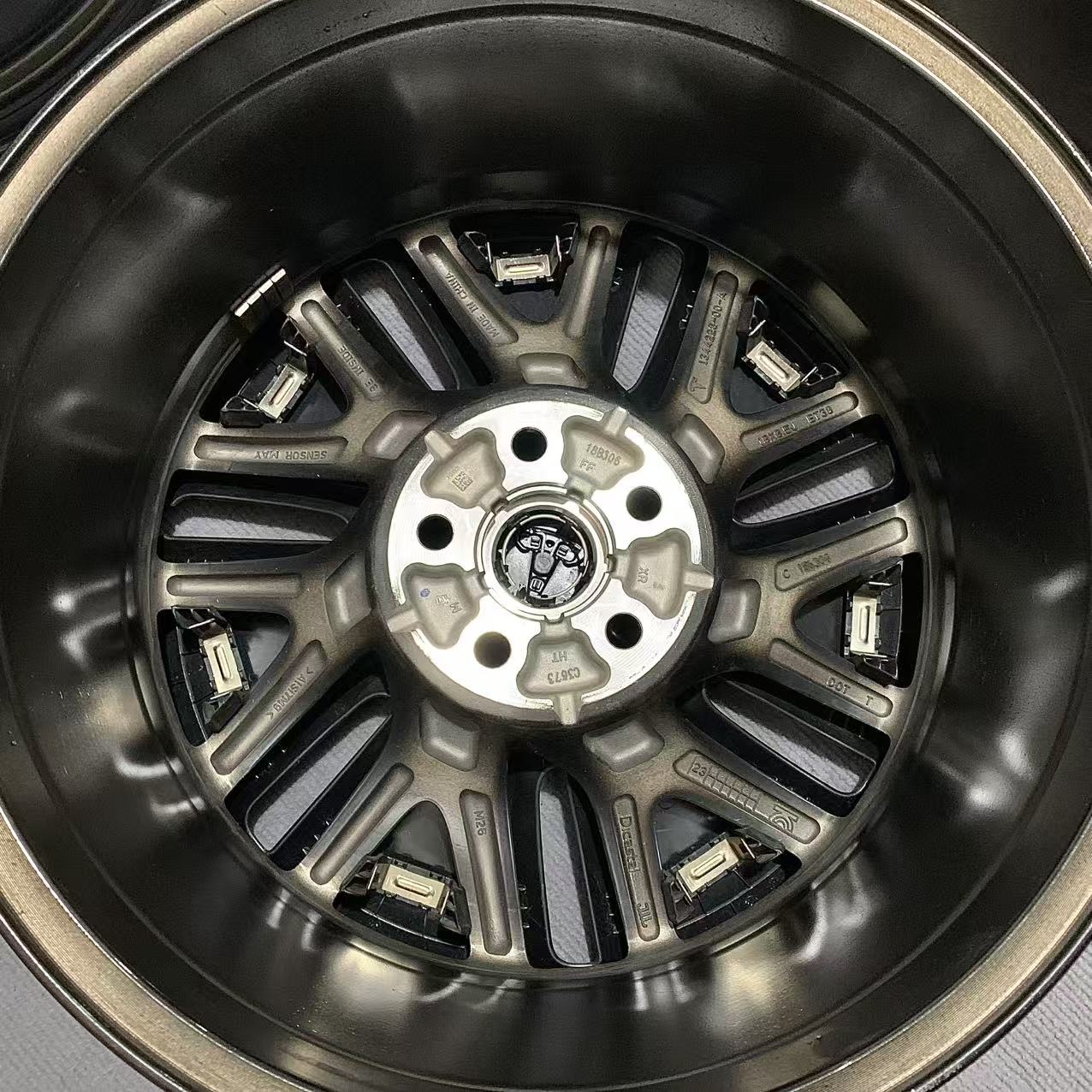 Tesla Model 3 18 inch original wheels