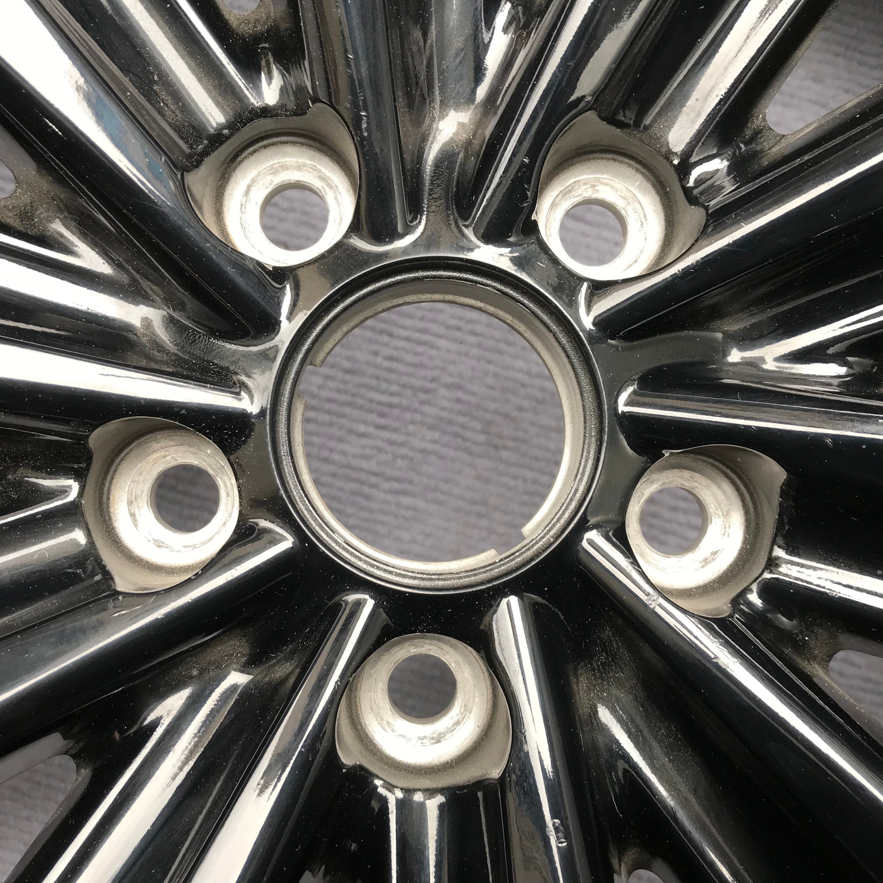 Toyota Crown 21-inch original wheels