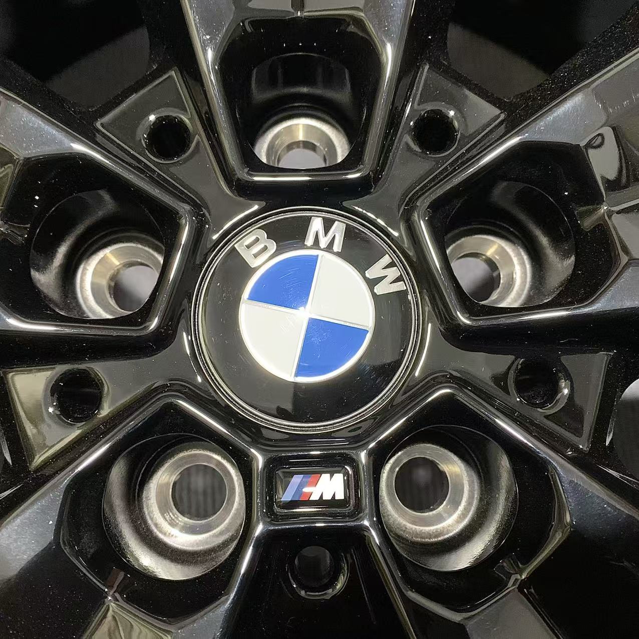 BMW 2 Series 977M 19 inch original wheels
