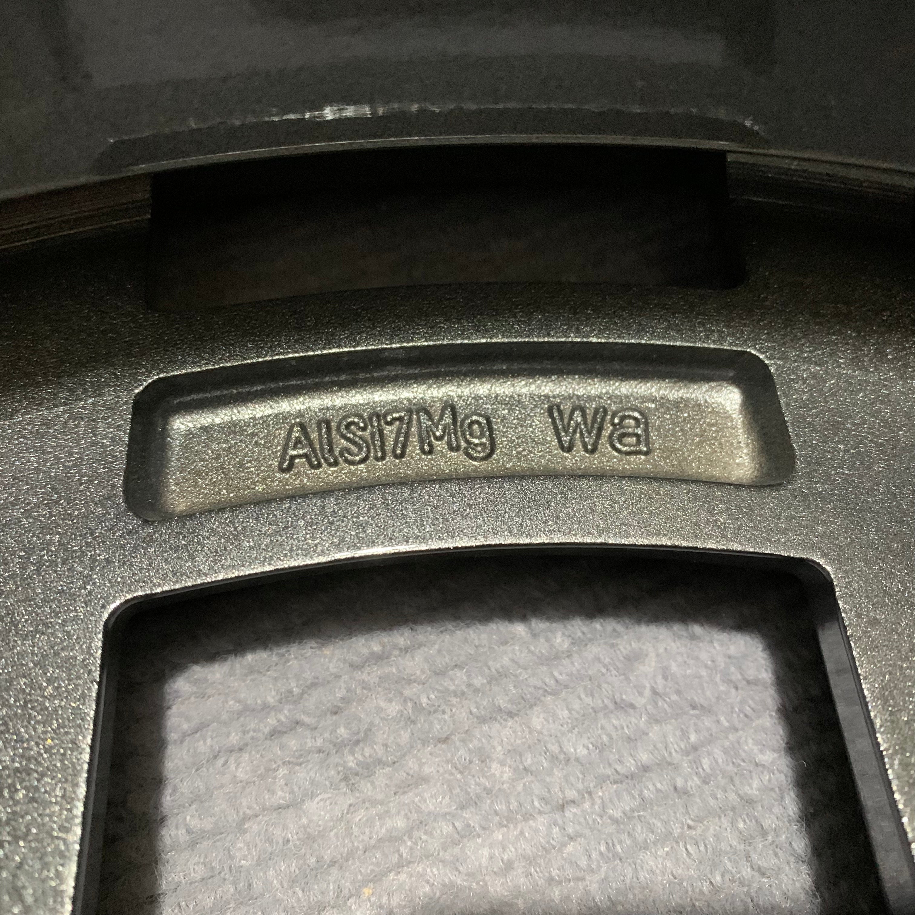 Mercedesbenz E300 19 inch original wheel