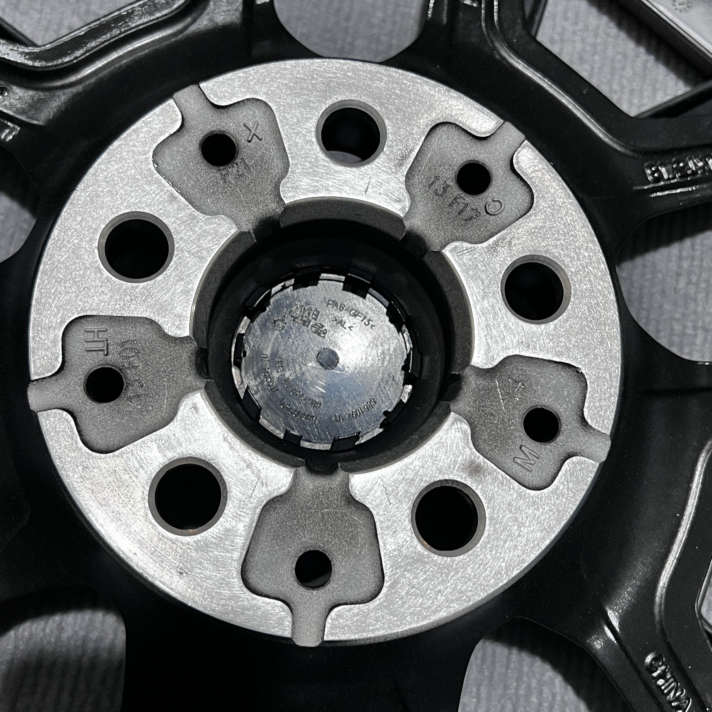 BMW 5 Series 934M 19 inch original wheels