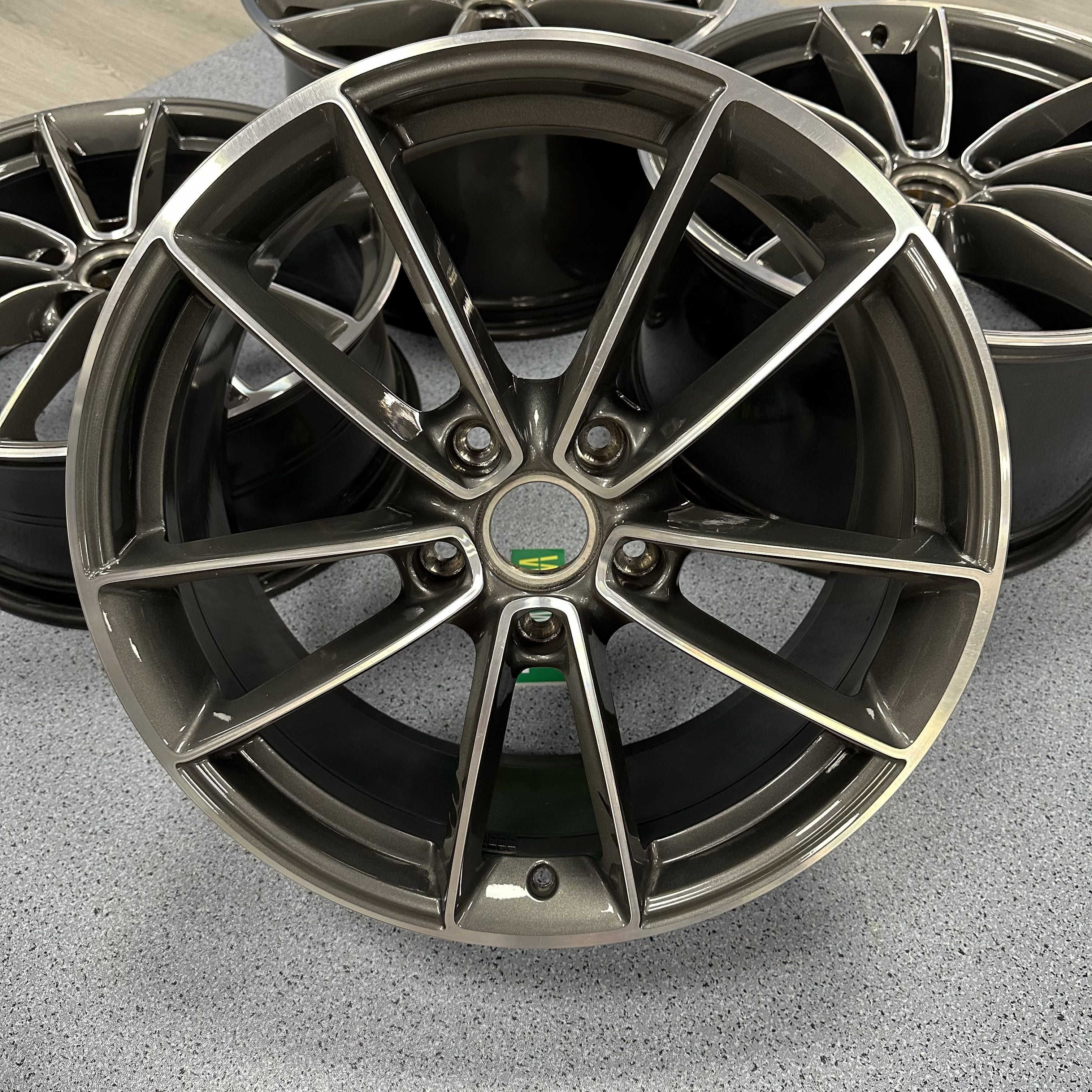 Porsche 911 20/21 inch original wheel