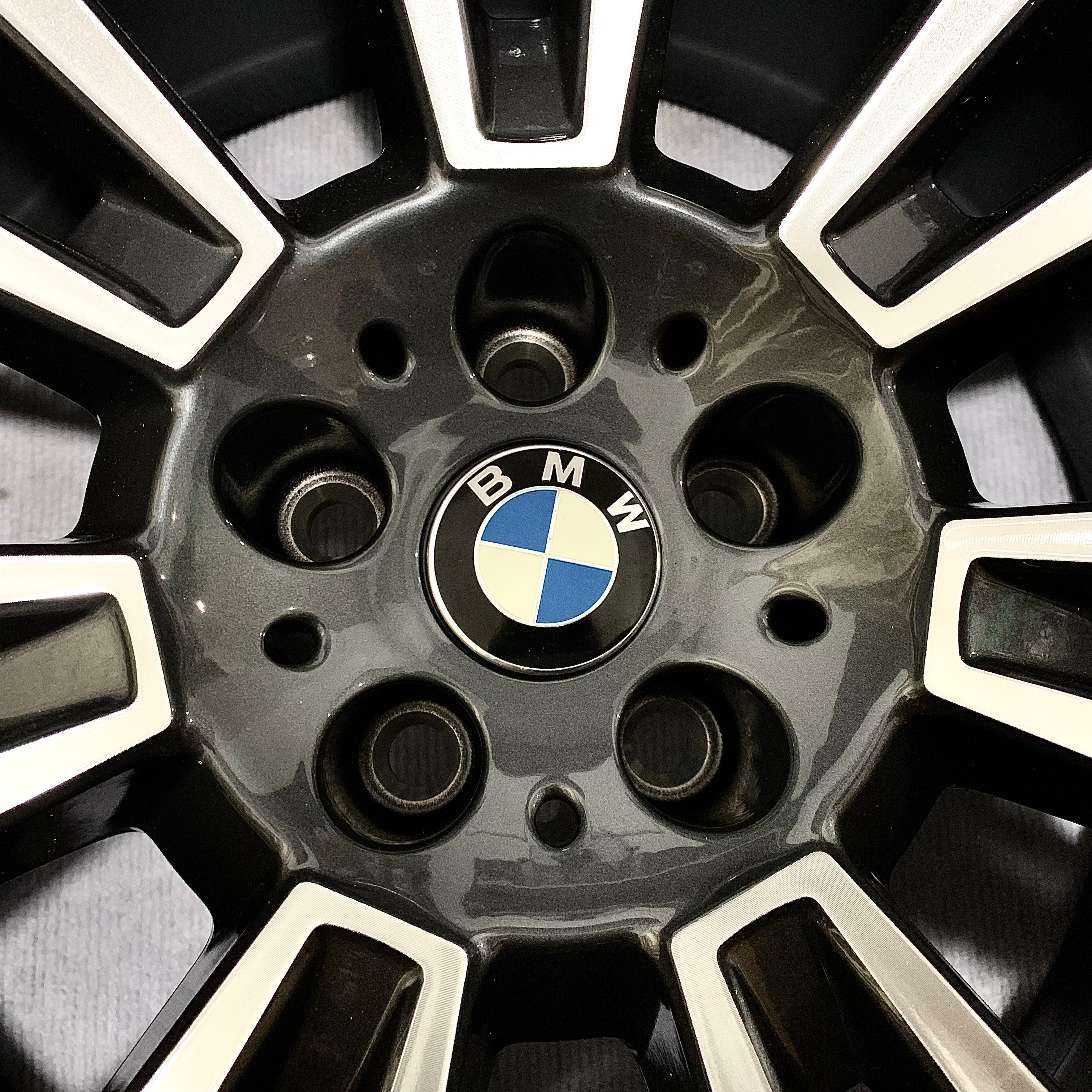 BMW X5 745M 22 inch brand new original wheels