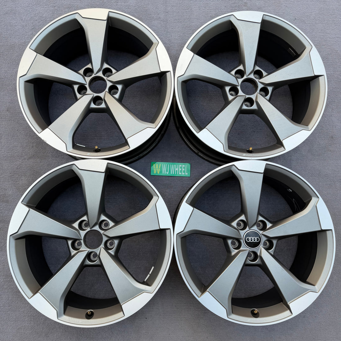 Audi S4 19 inch original wheel