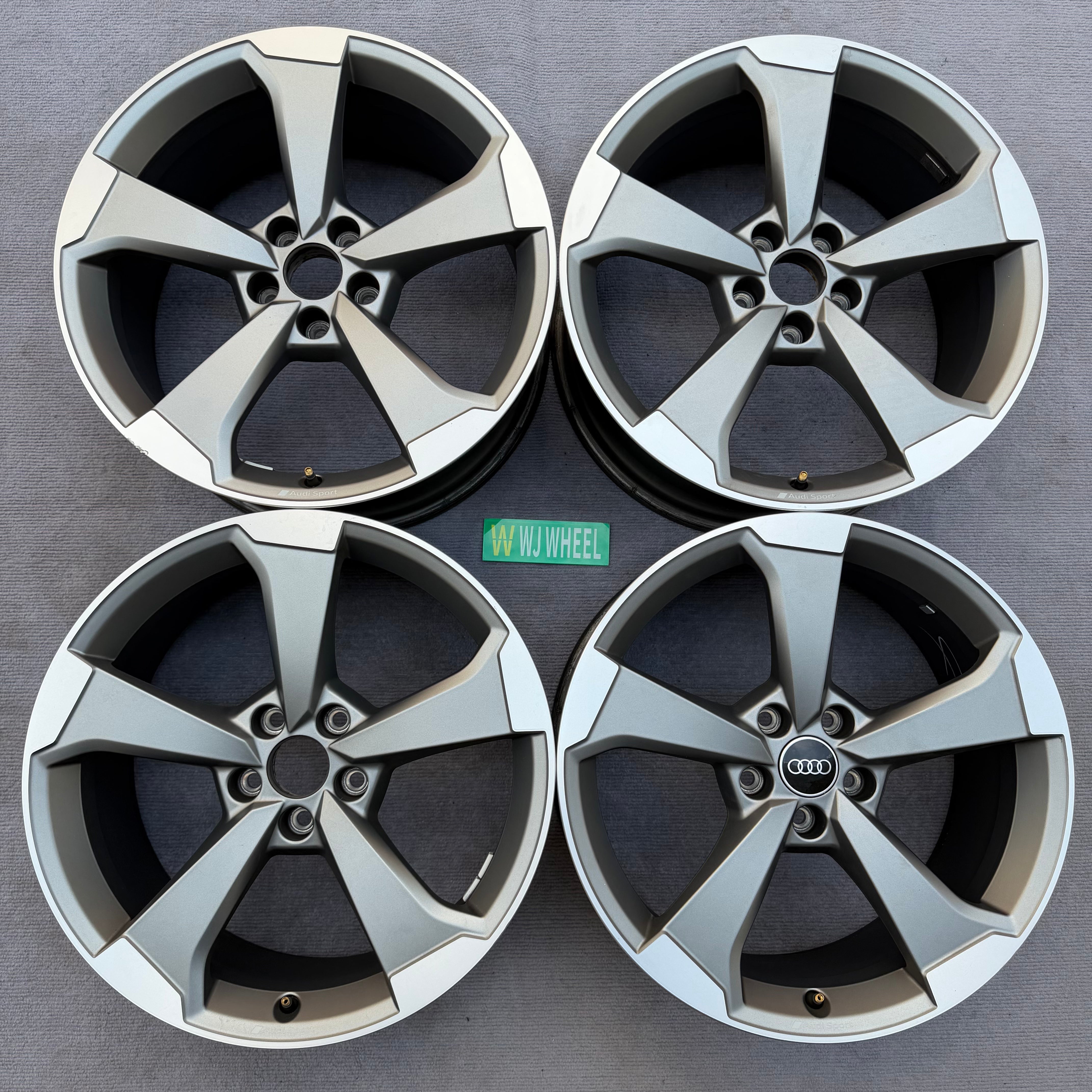 Audi S4 19 inch original wheel