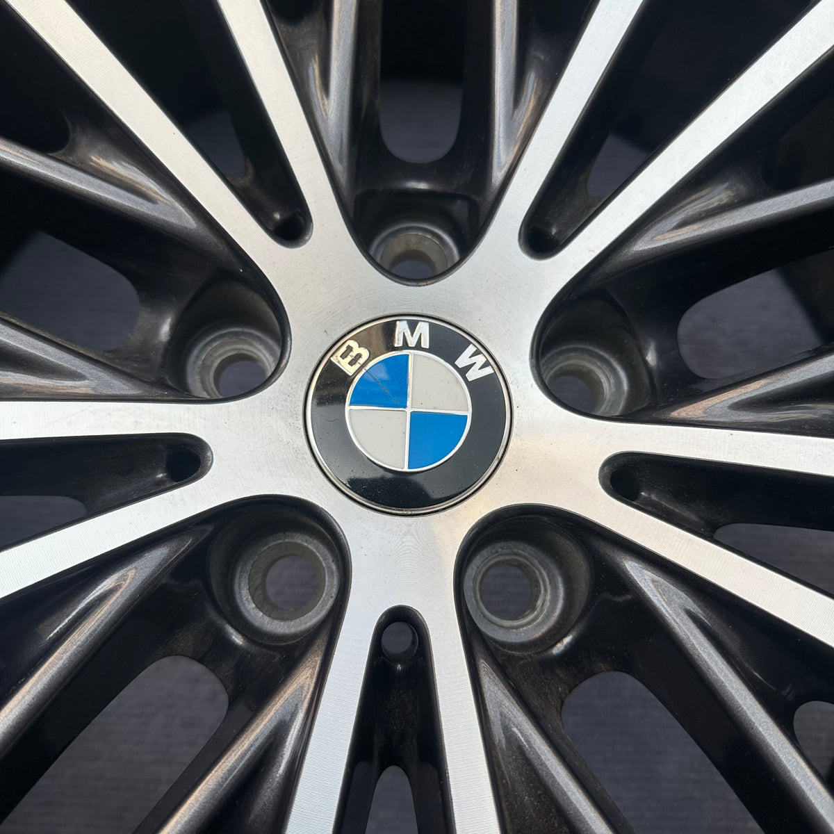 BMW 5 Series 530 635M 19-inch factory wheels