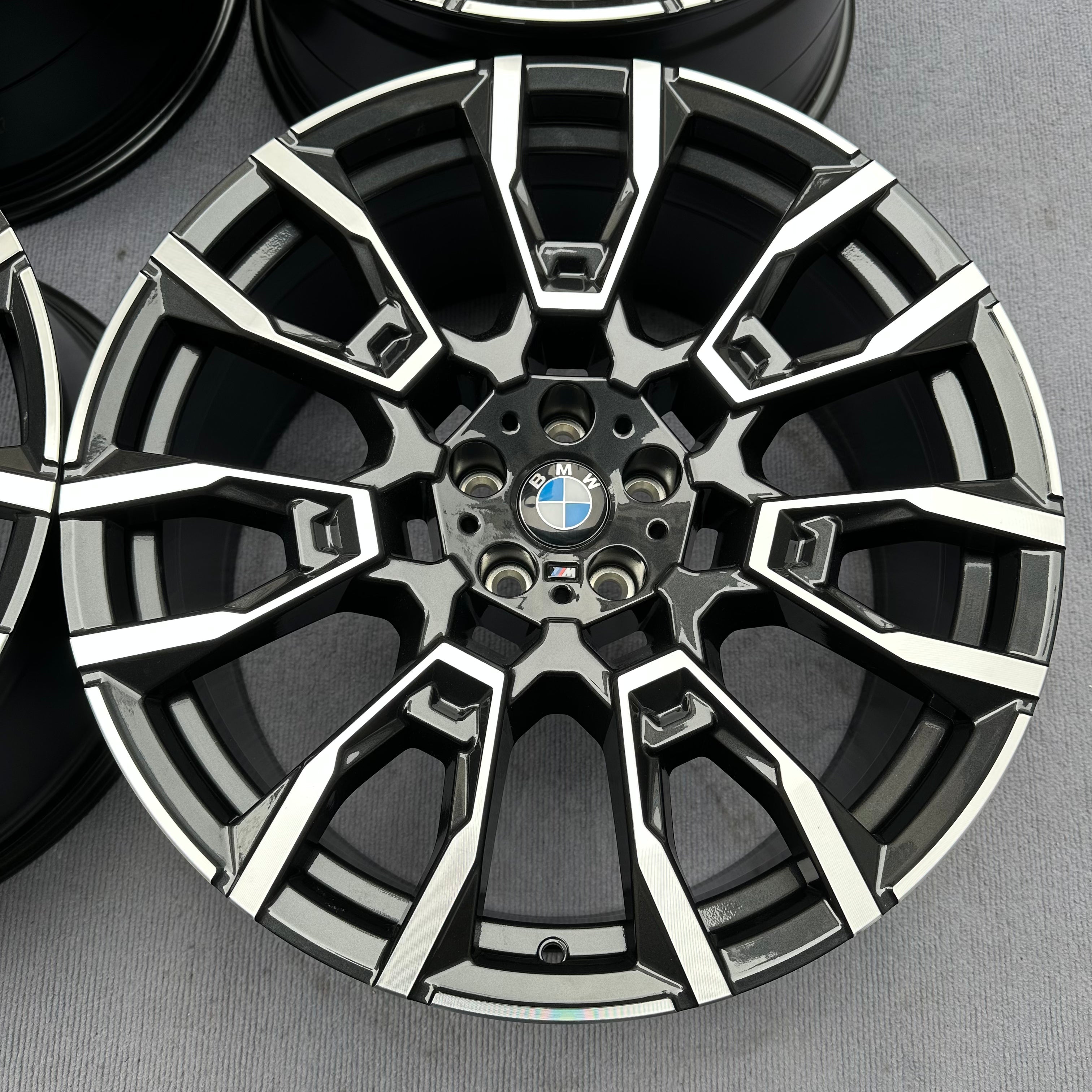 BMW X5 915M 21 inch brand new original wheels