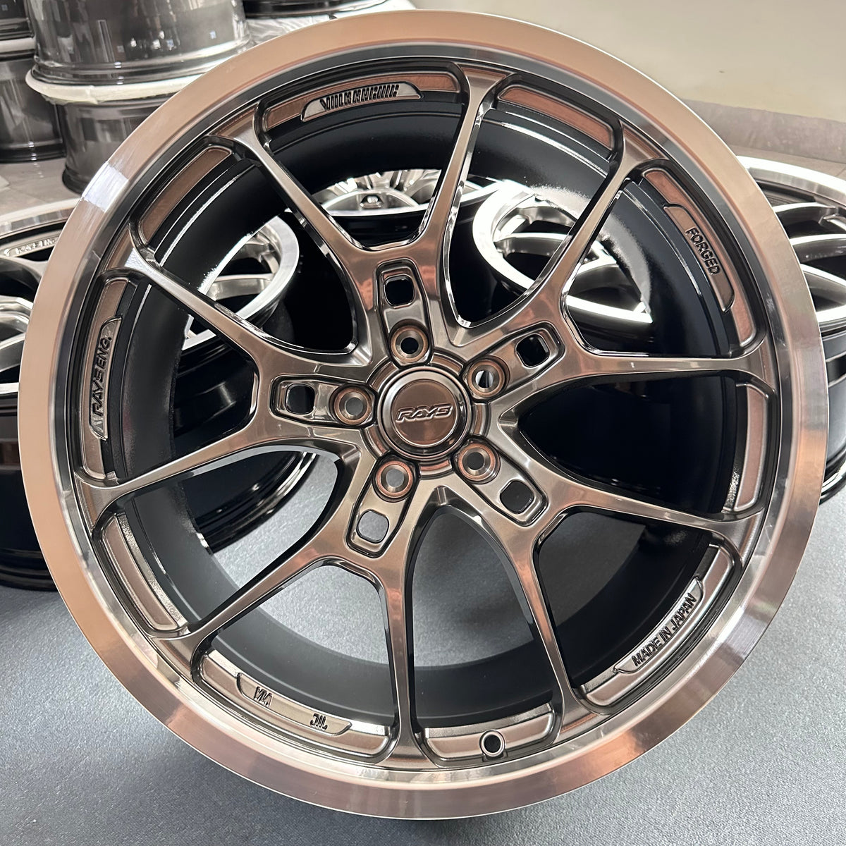 MB08 Rays 20inch 5*114.3 66.6