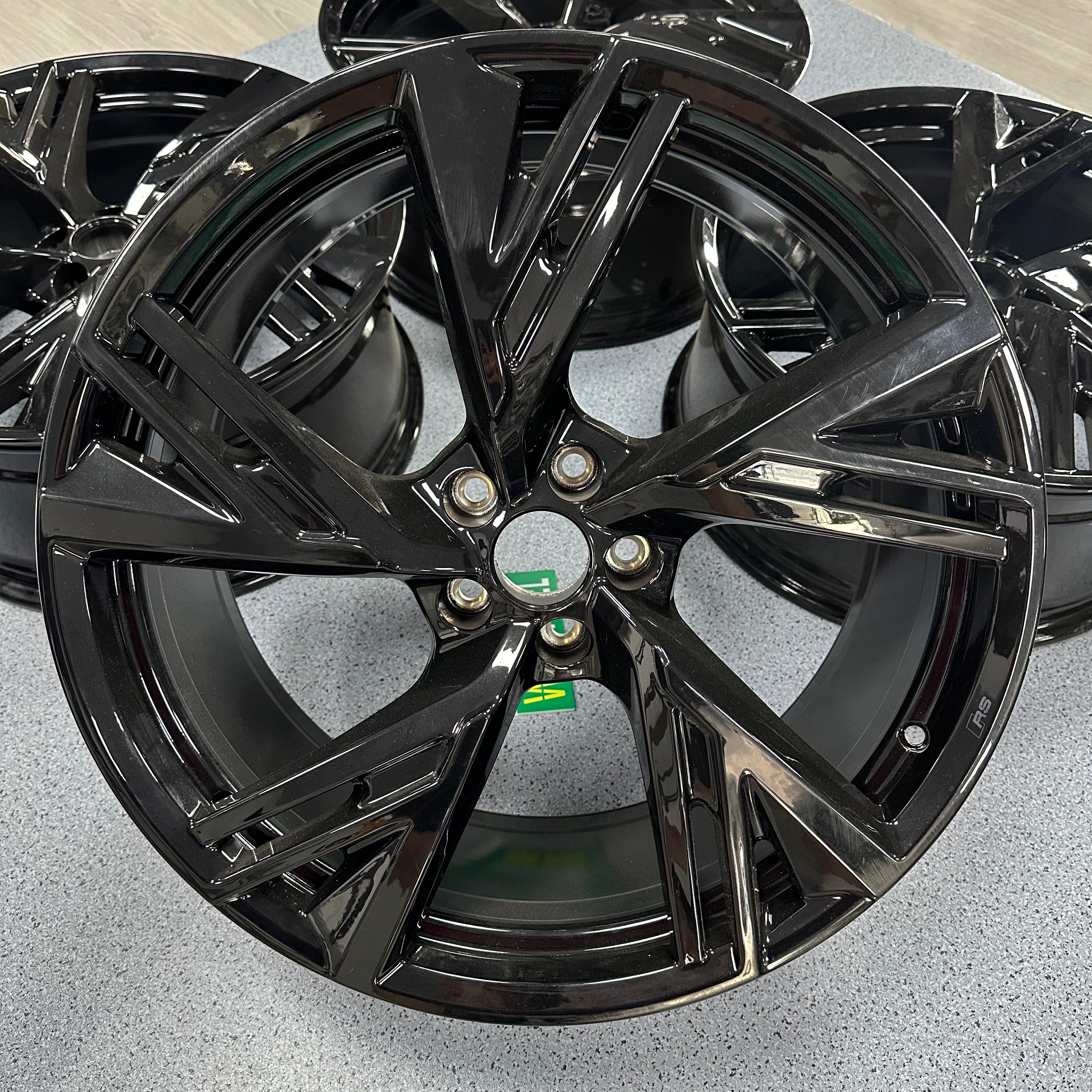Audi Q6 21 inch brand new original wheels