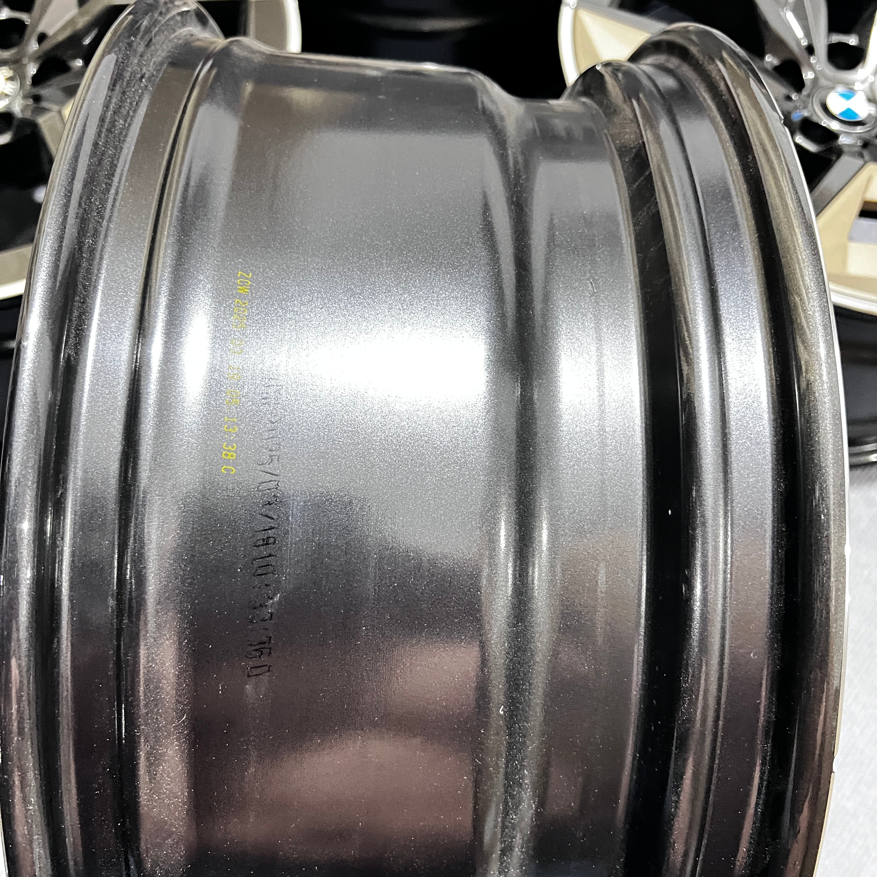 BMW 5 Series 934M 19 inch original wheels