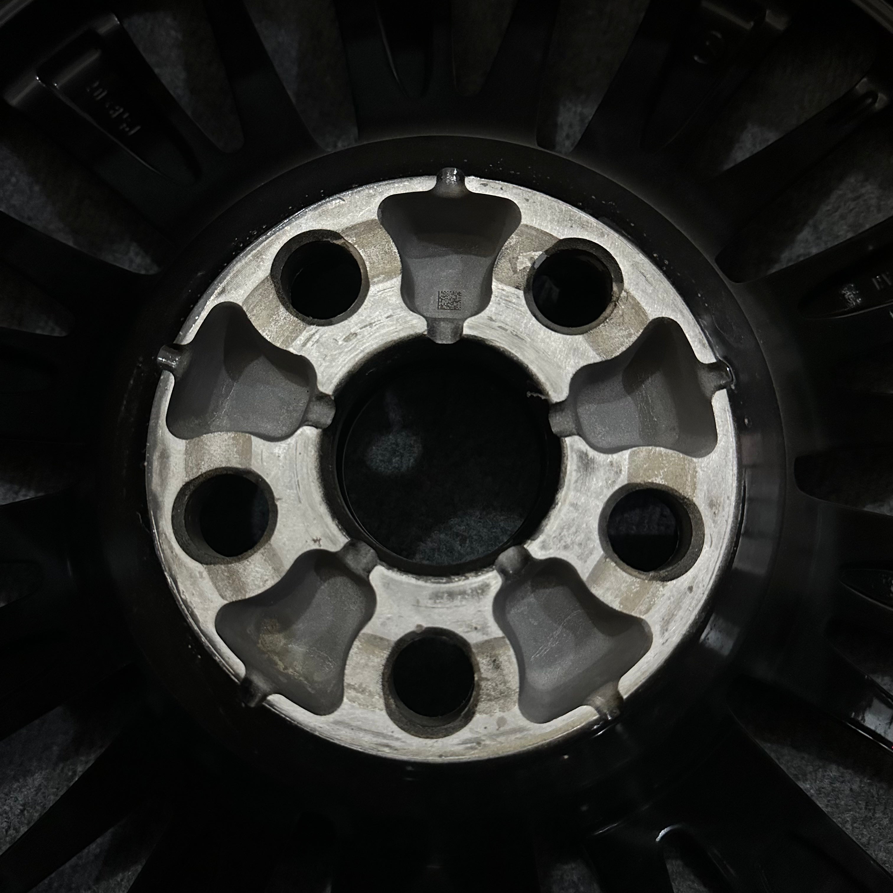 Lexus LS500 original 20-inch wheels
