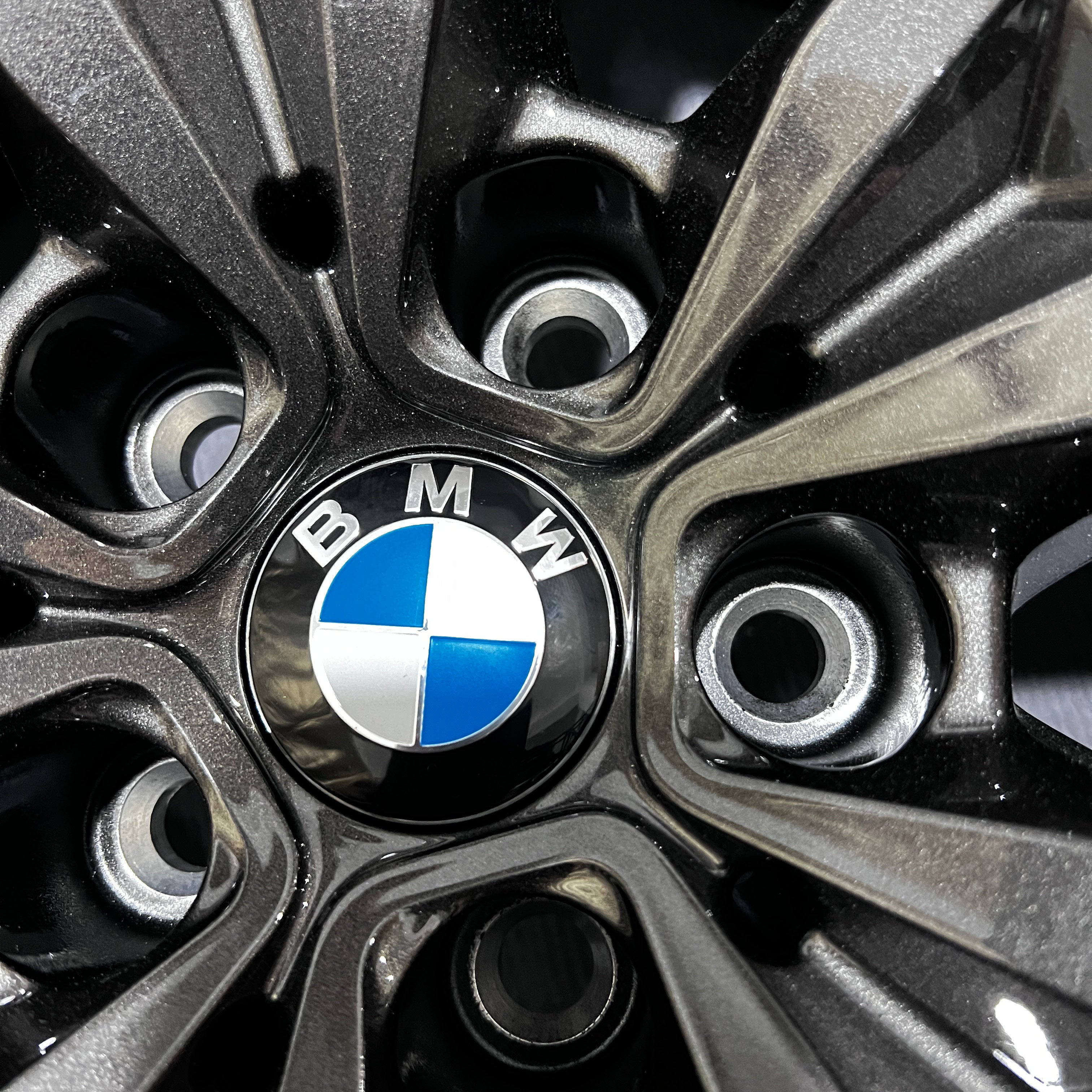 BMW 5 Series 934M 19 inch original wheels
