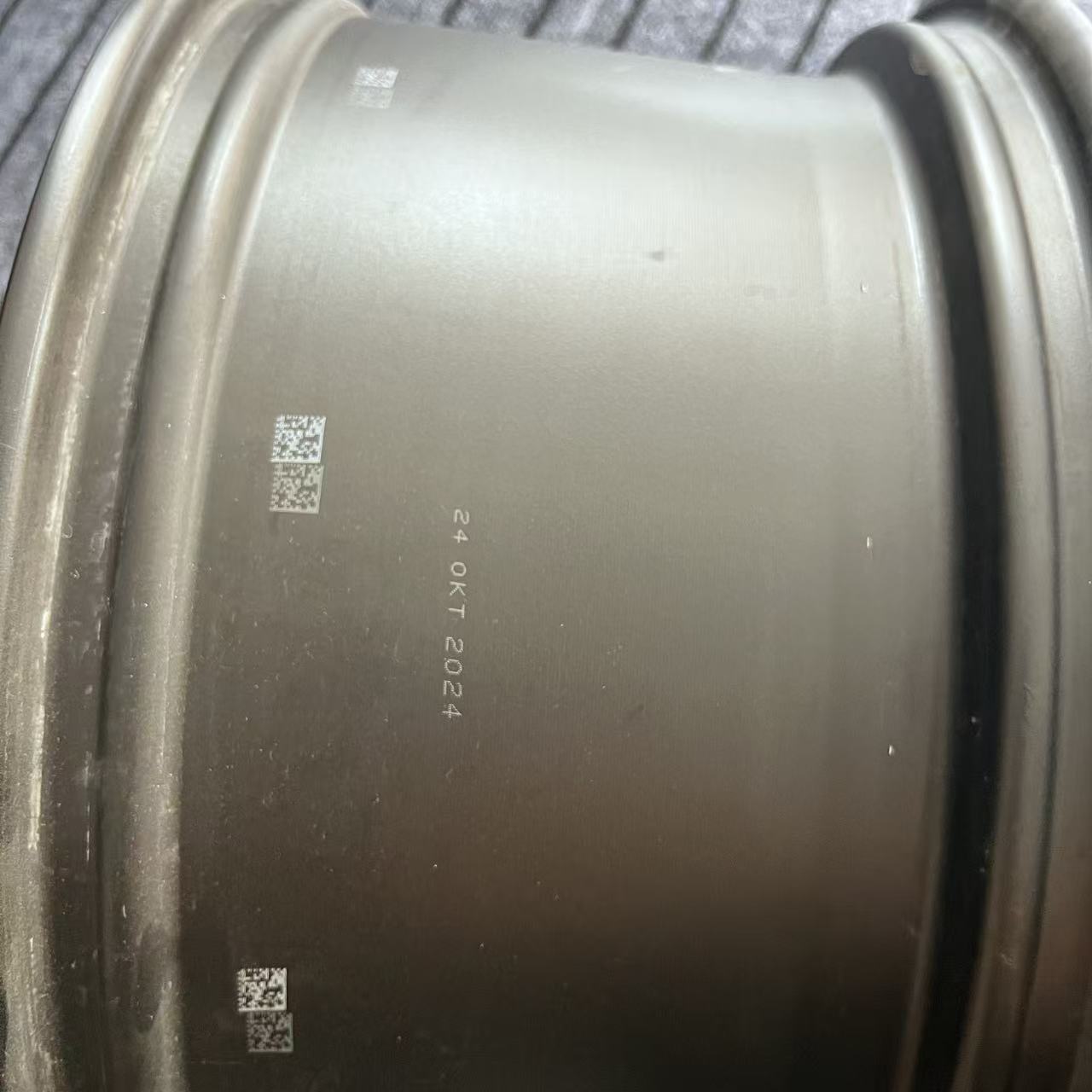 Mercedes benz G63 22 inch Original wheels