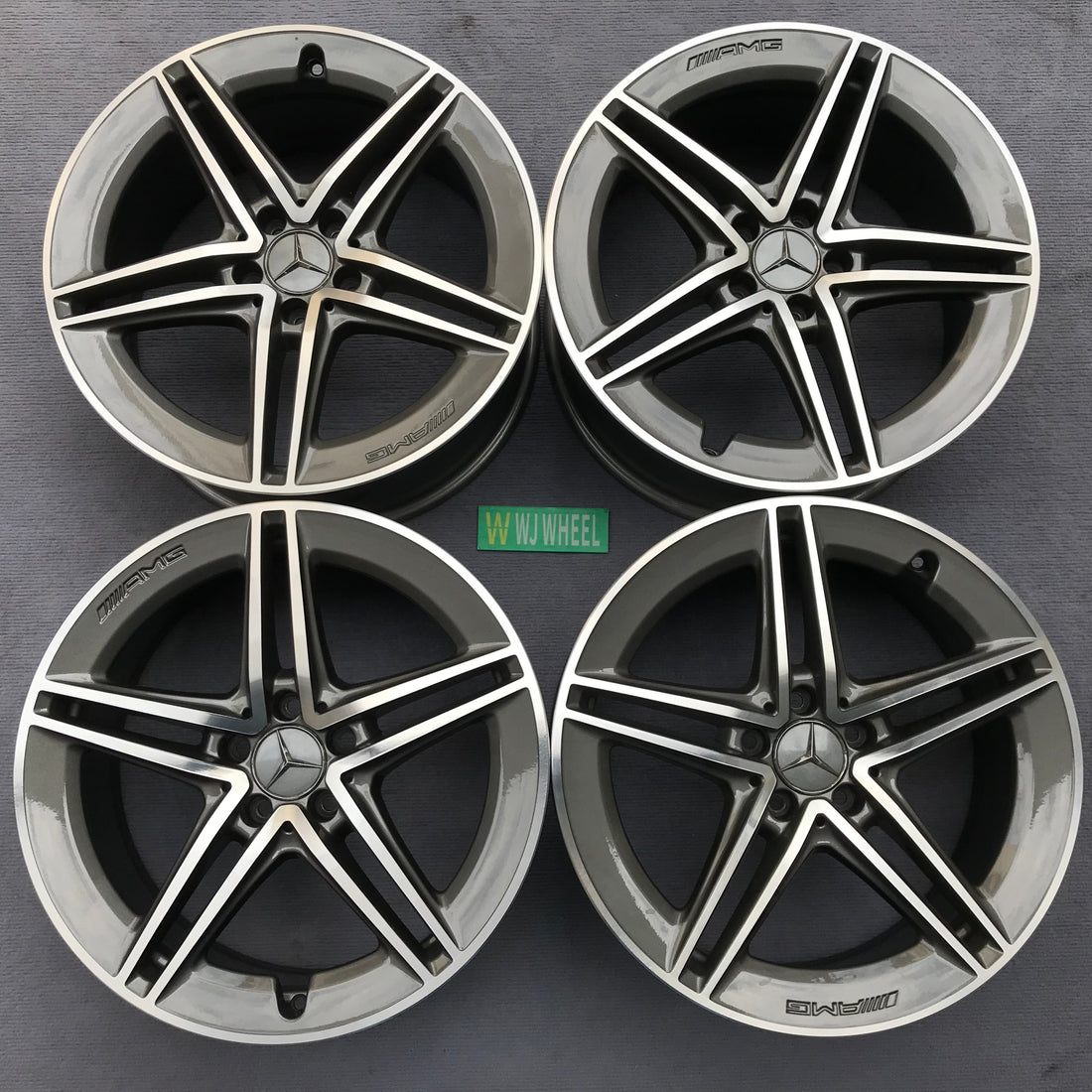 Mercedesbenz A35 19 inch original wheel