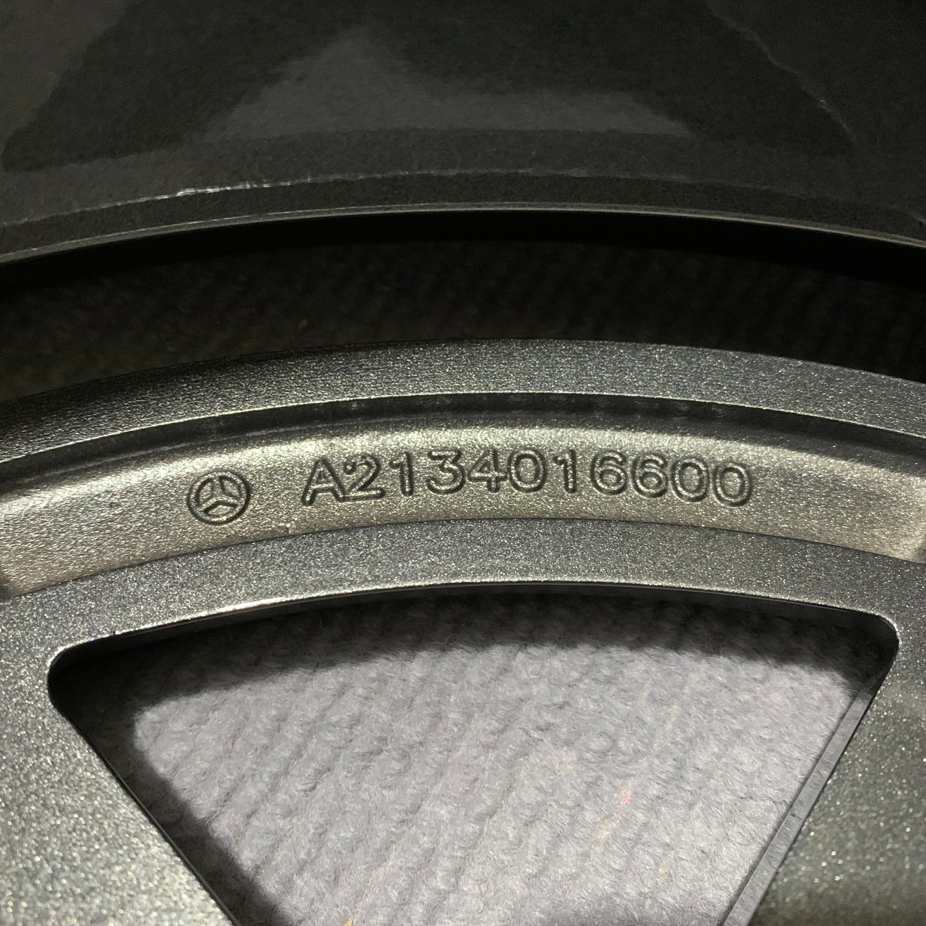 Mercedesbenz E300 19 inch original wheel