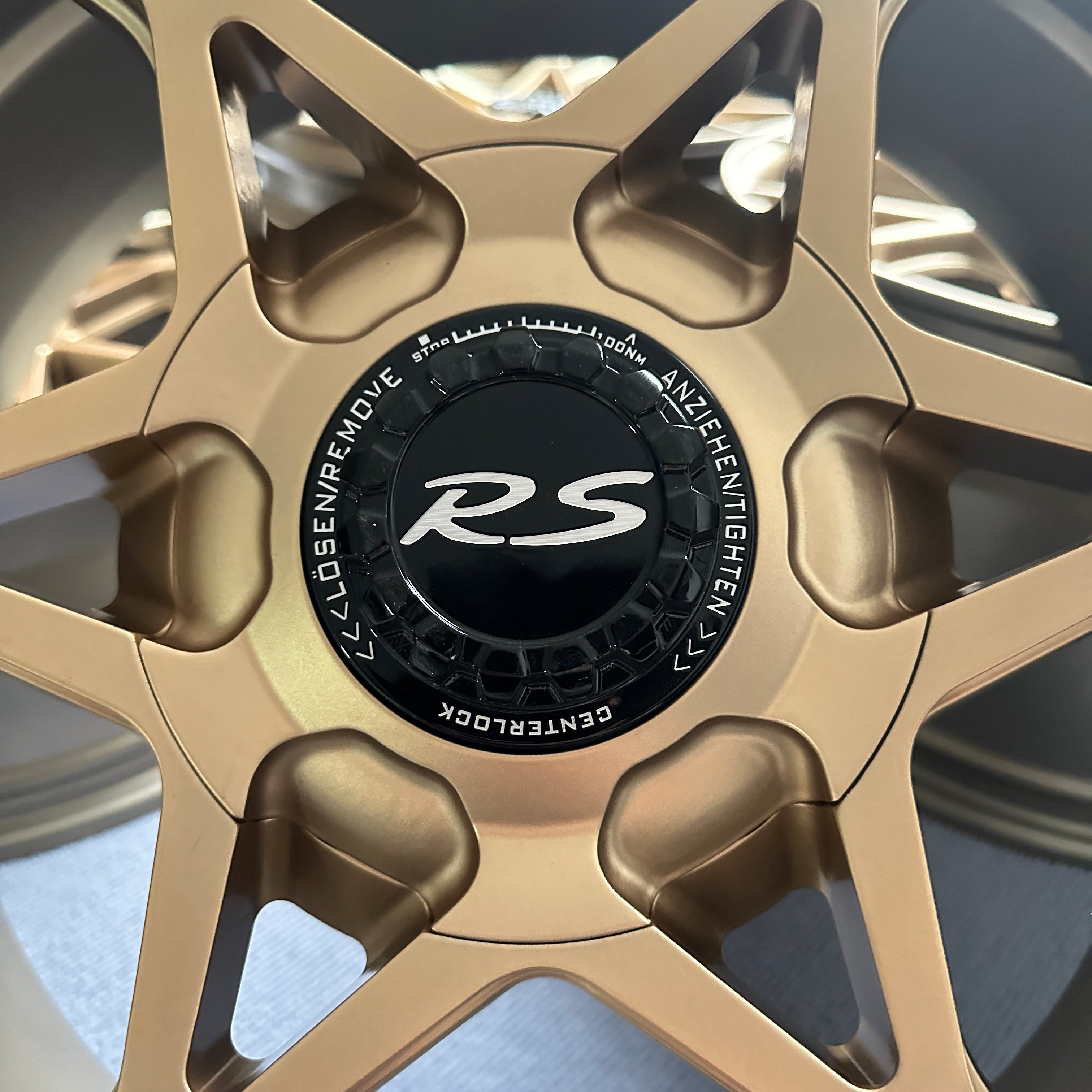 MB15 20 inch 5*130 71.6