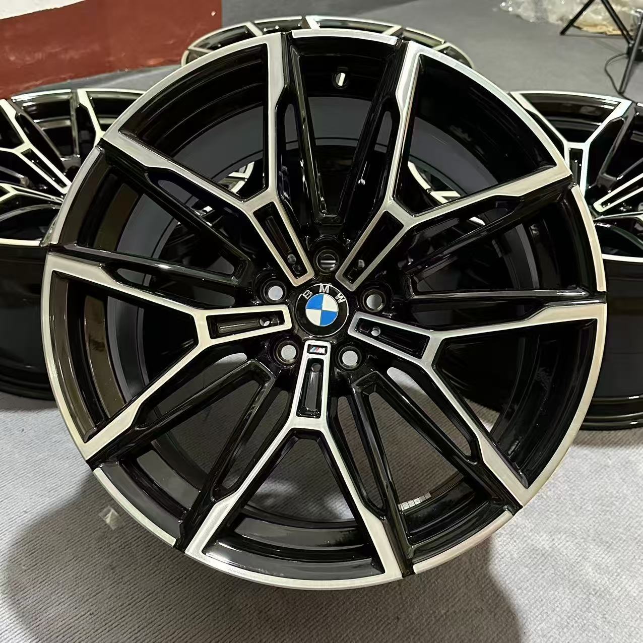 BMW M4 825M 19/20 inch original wheel