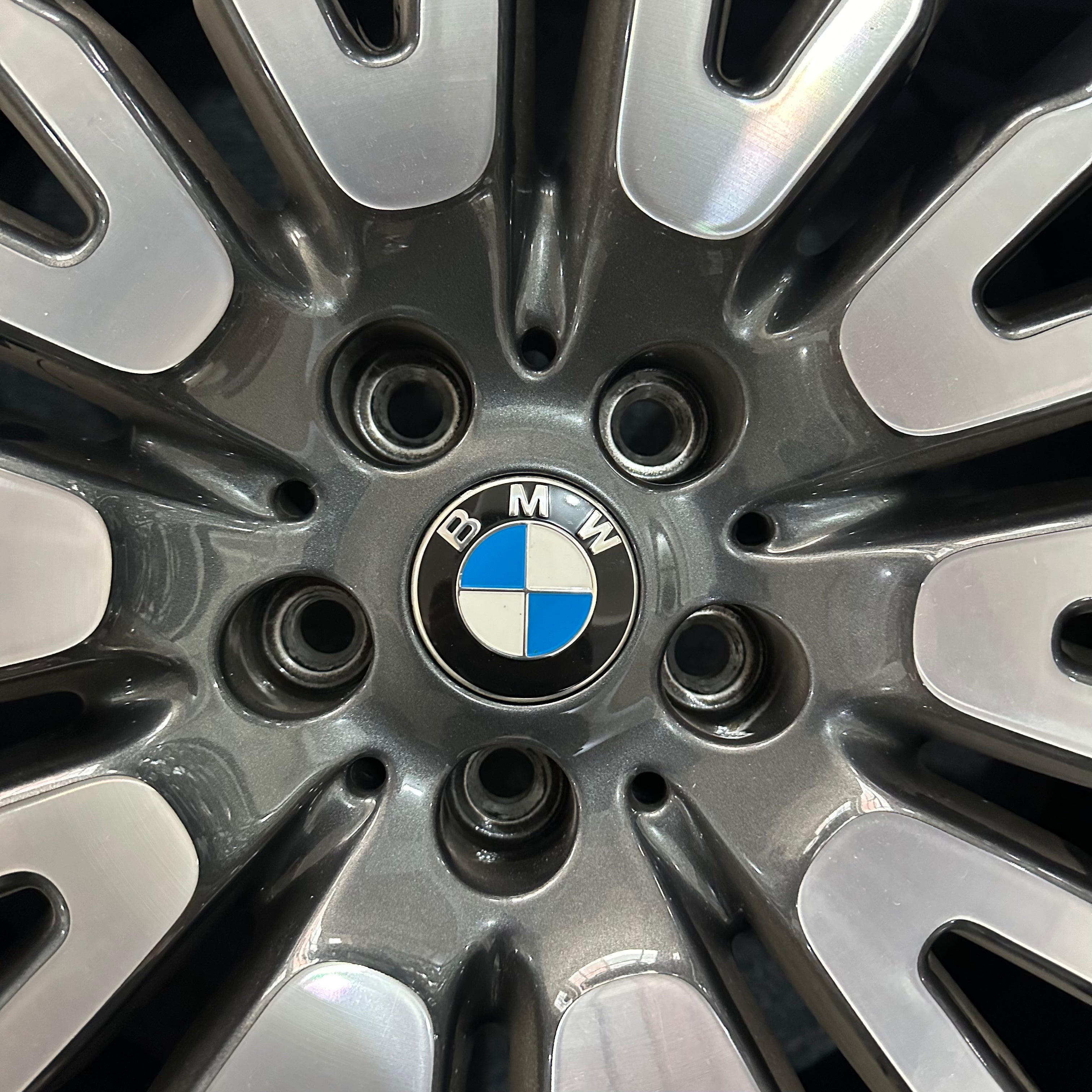 BMW 7 Series 629M 21 inch original wheels