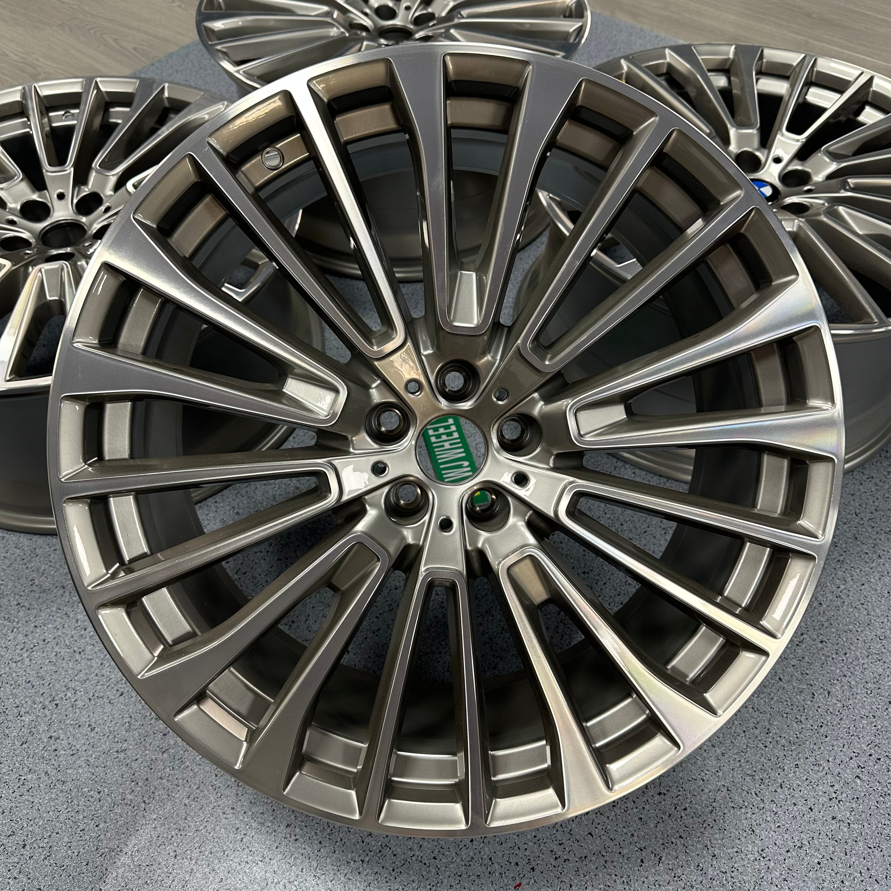 BMW X7 22 inch original wheels