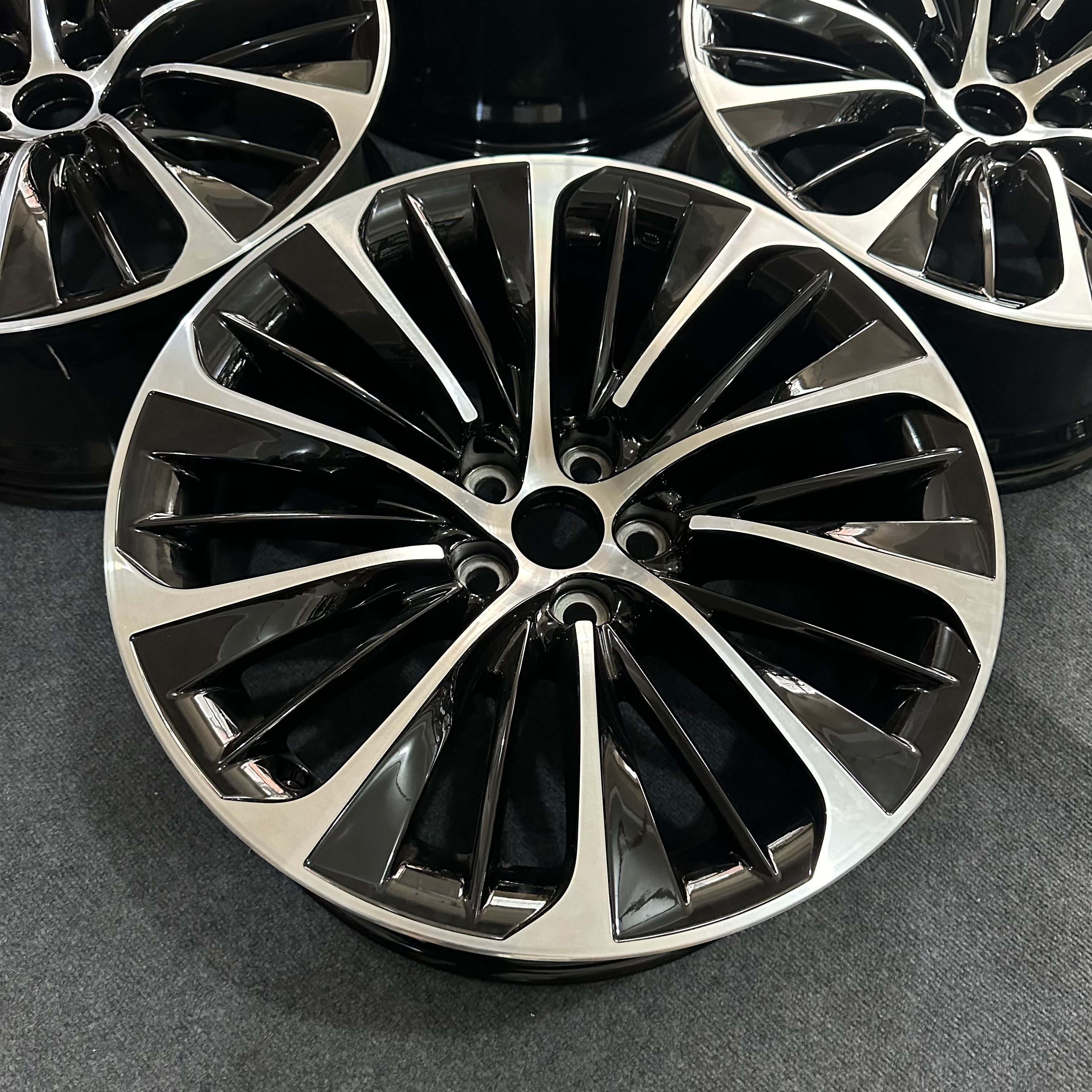 Lexus LS500 original 20-inch wheels