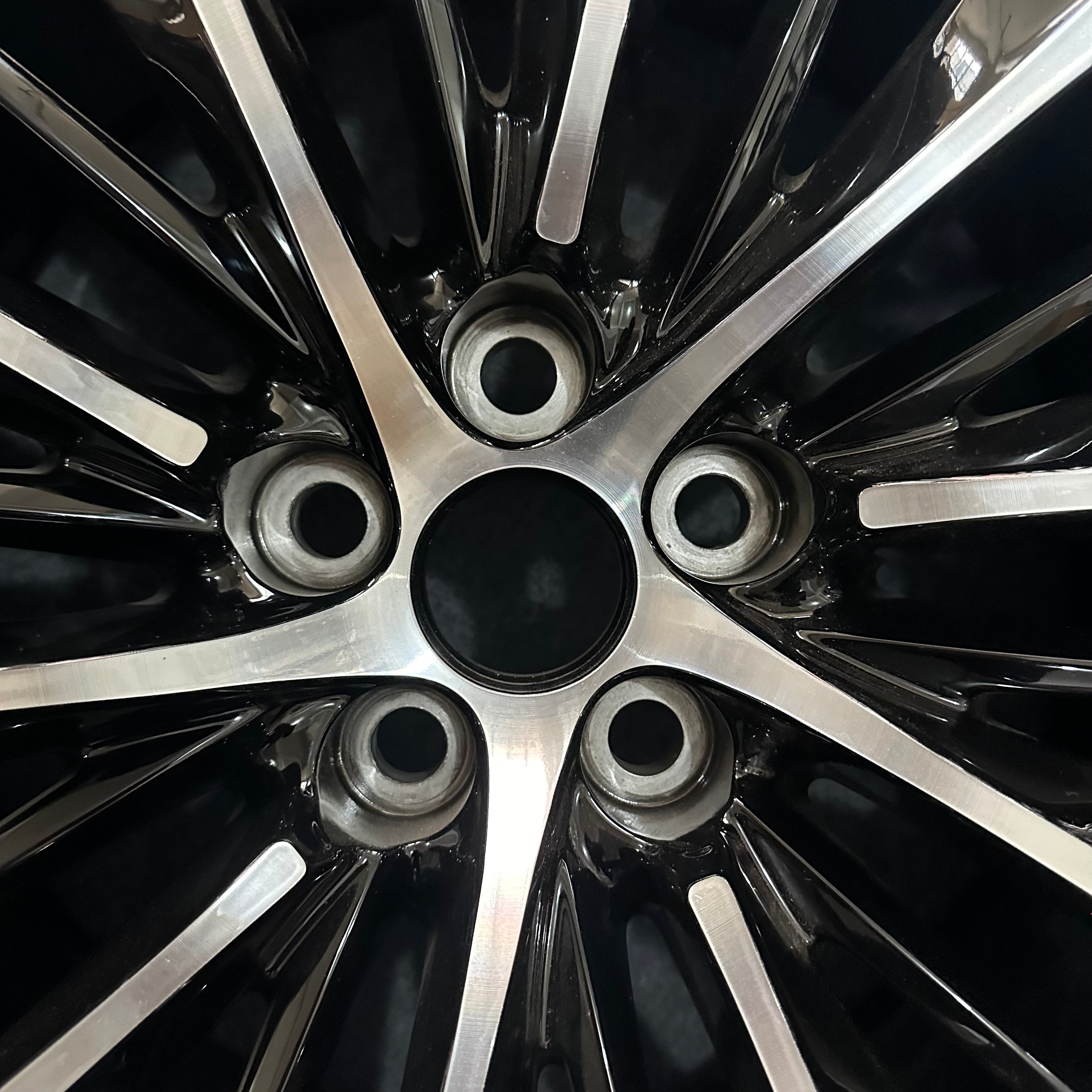 Lexus LS500 original 20-inch wheels
