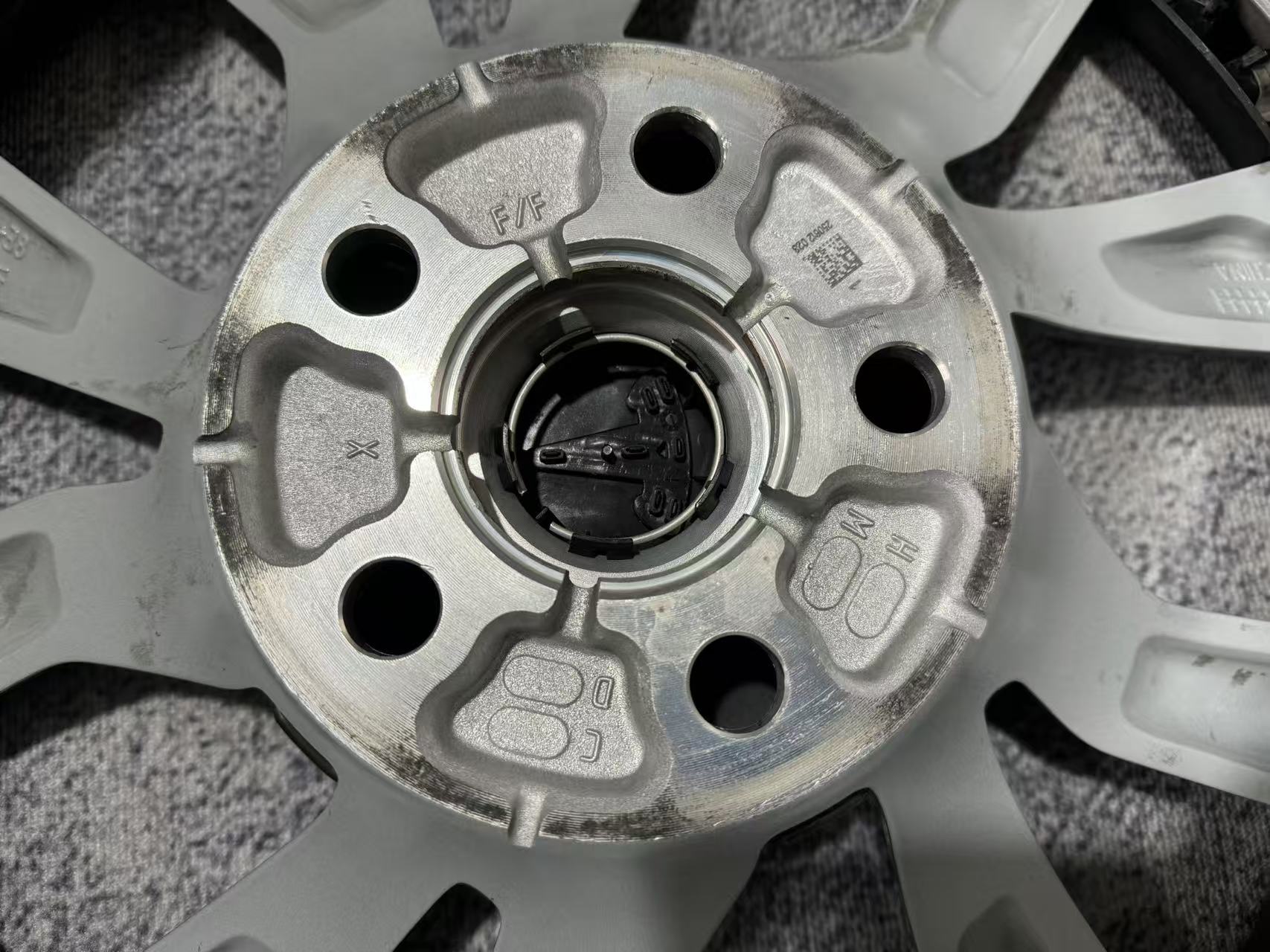 Tesla model 3 19-inch Original wheel