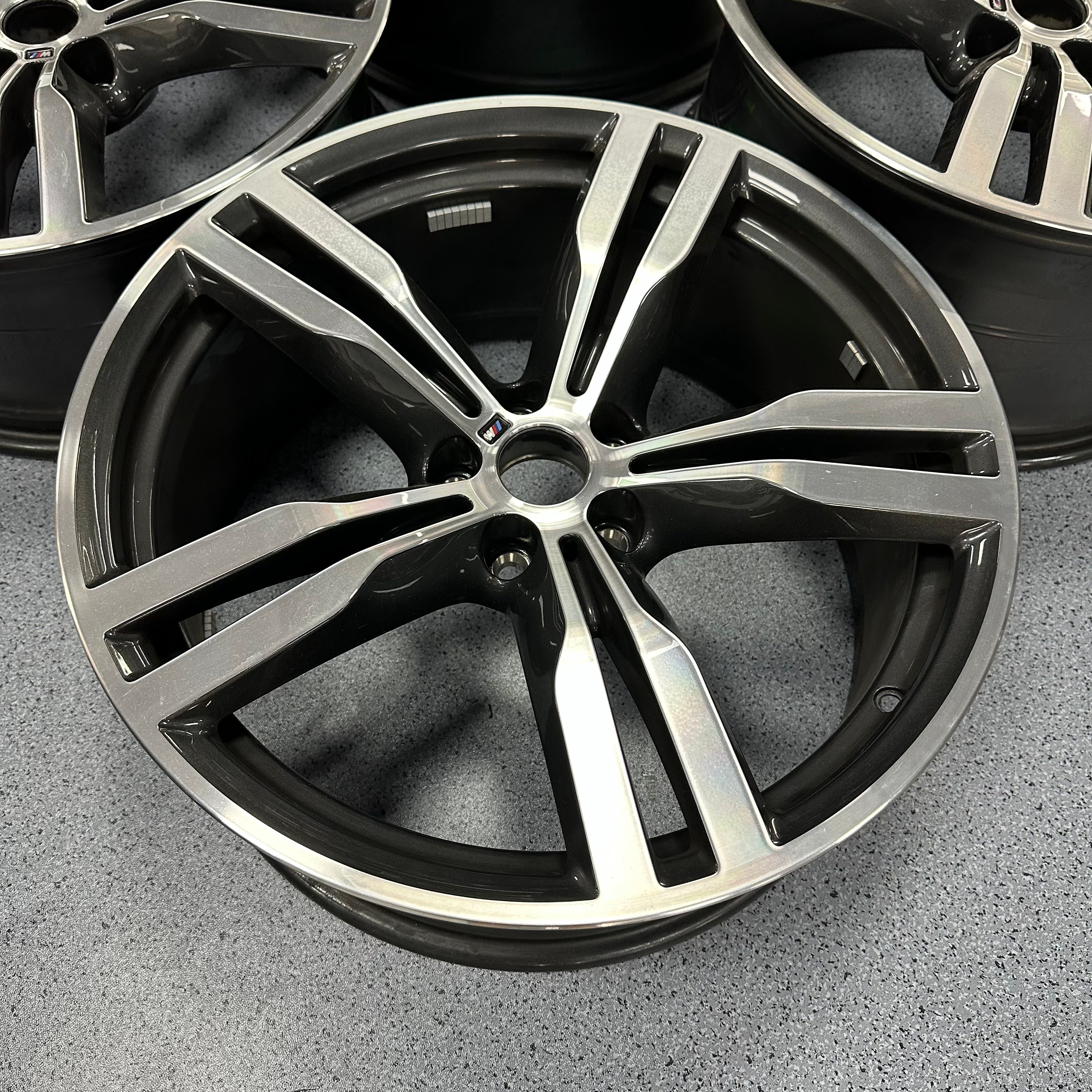 BMW 7 Series 648M 20 inch original wheel