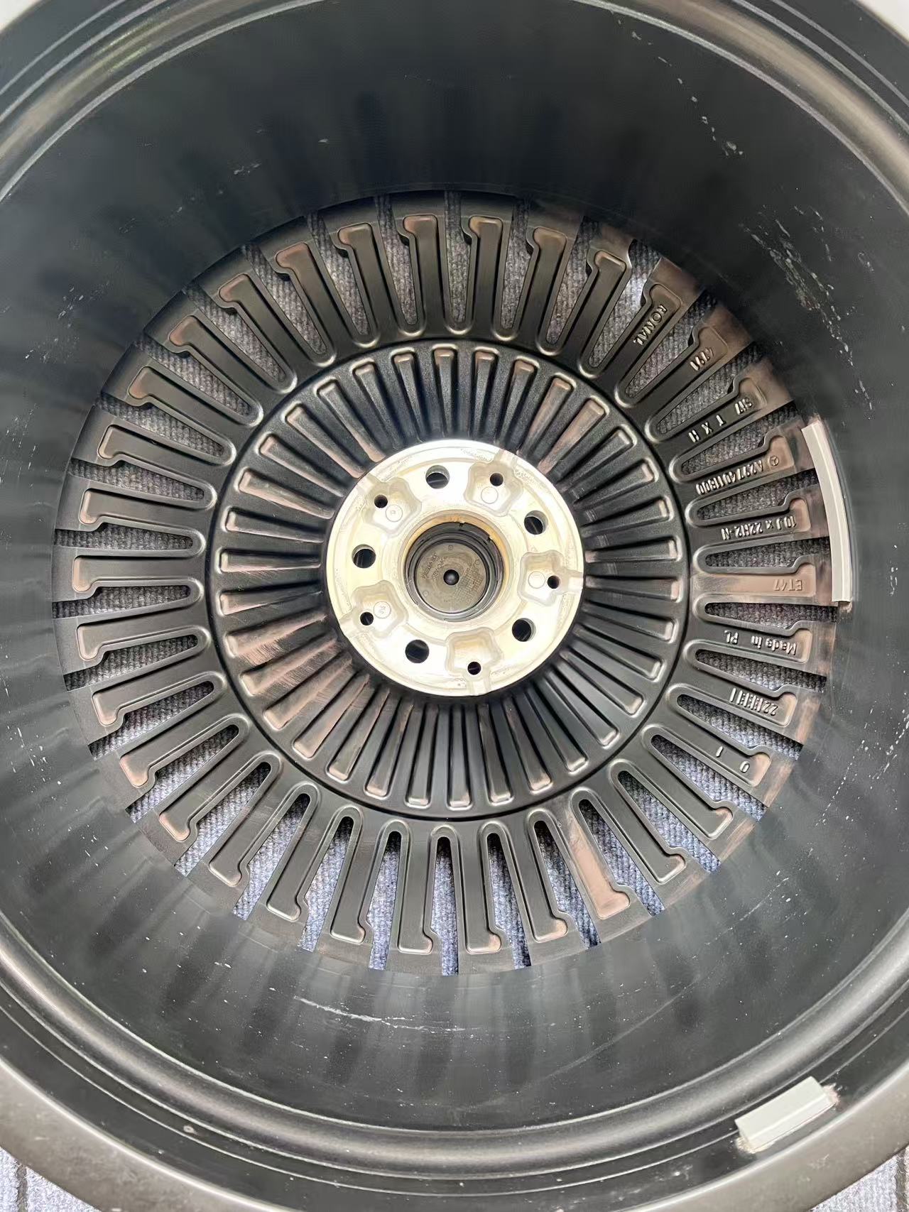 Mercedesbenz EQS 22 inch original wheel