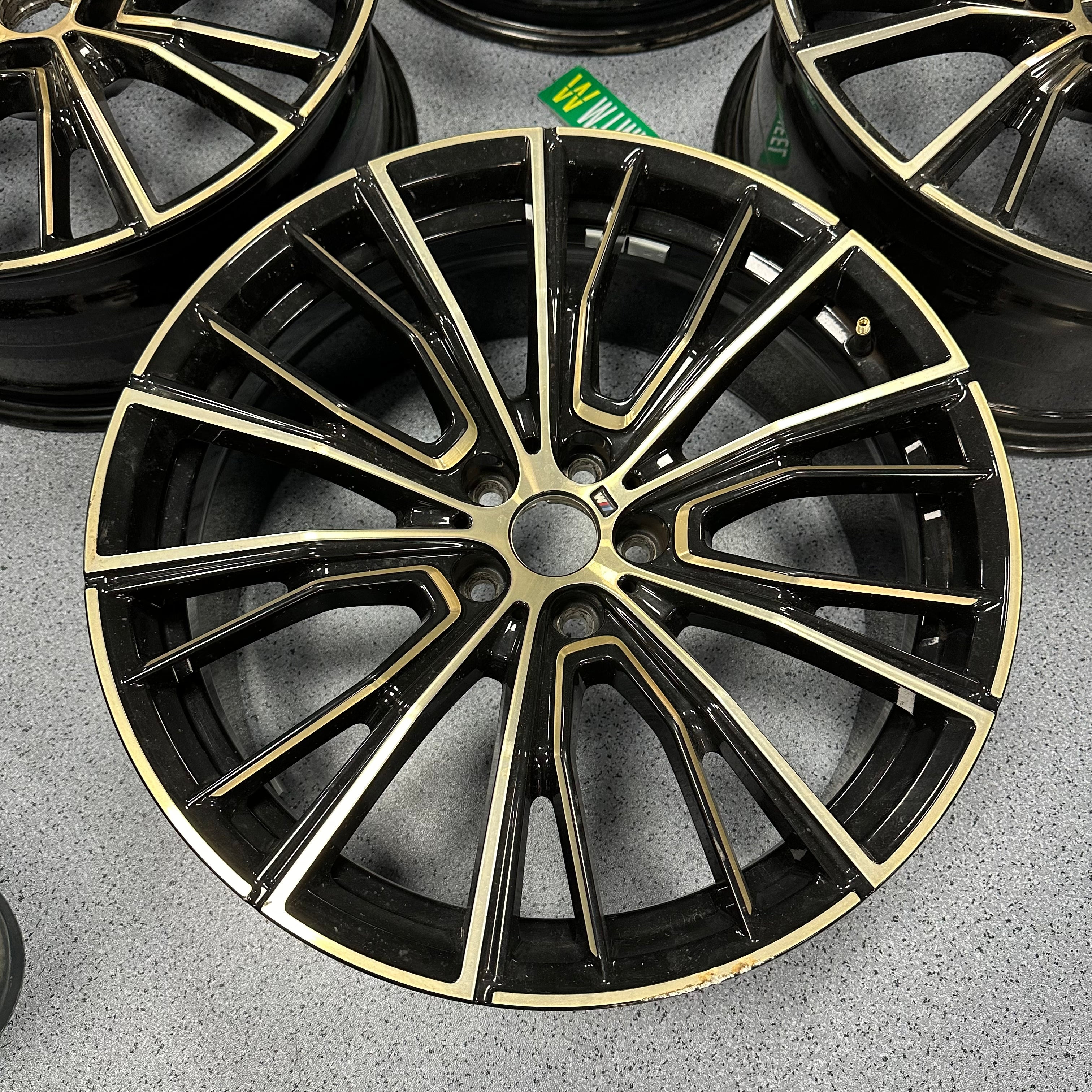 BMW 8 series 850M 20 inch Original wheels