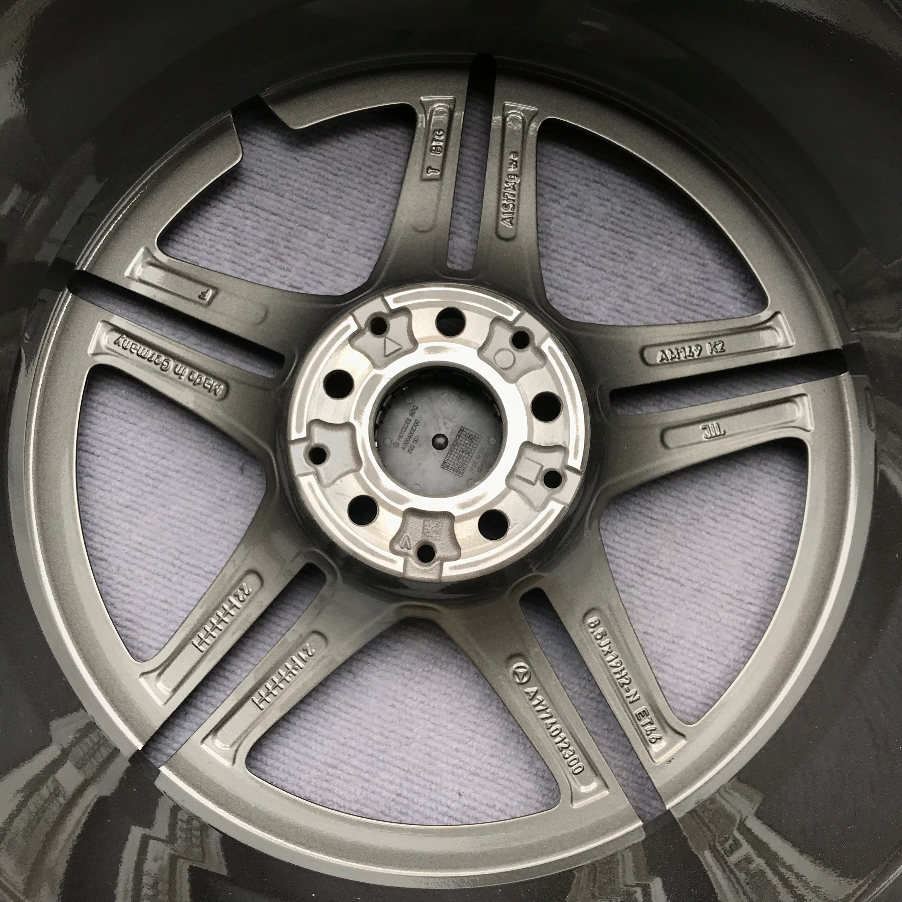 Mercedesbenz A35 19 inch original wheel