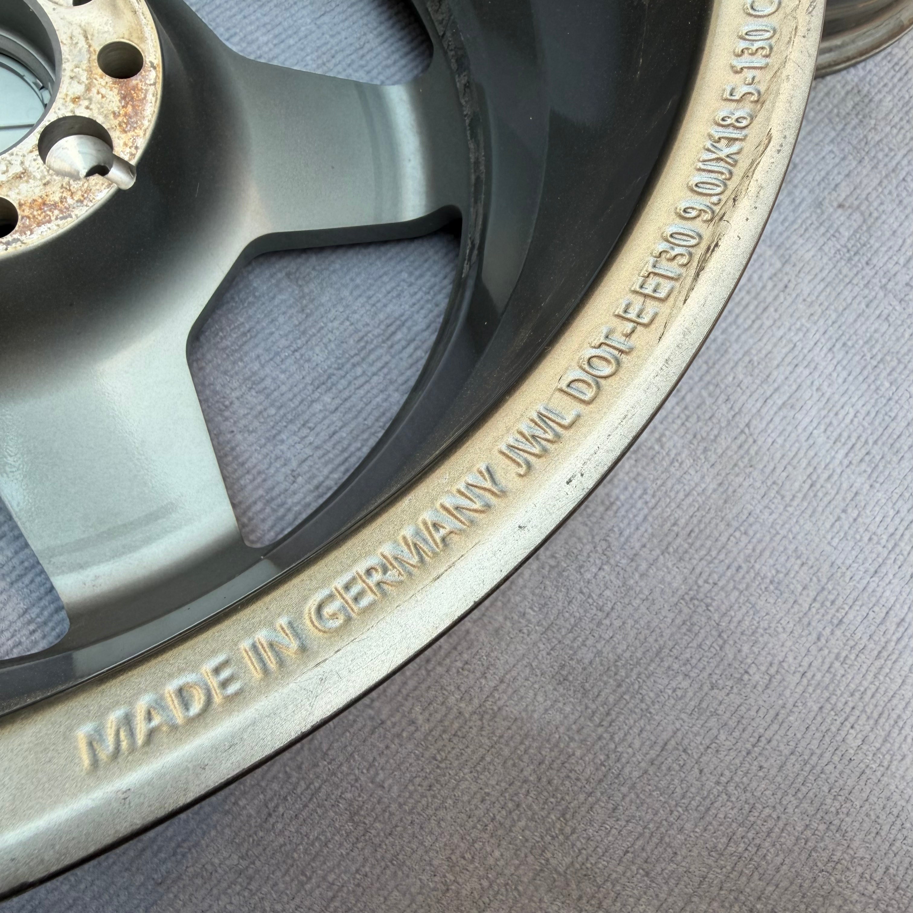 Mercedes-Benz G65 18 inch original wheels