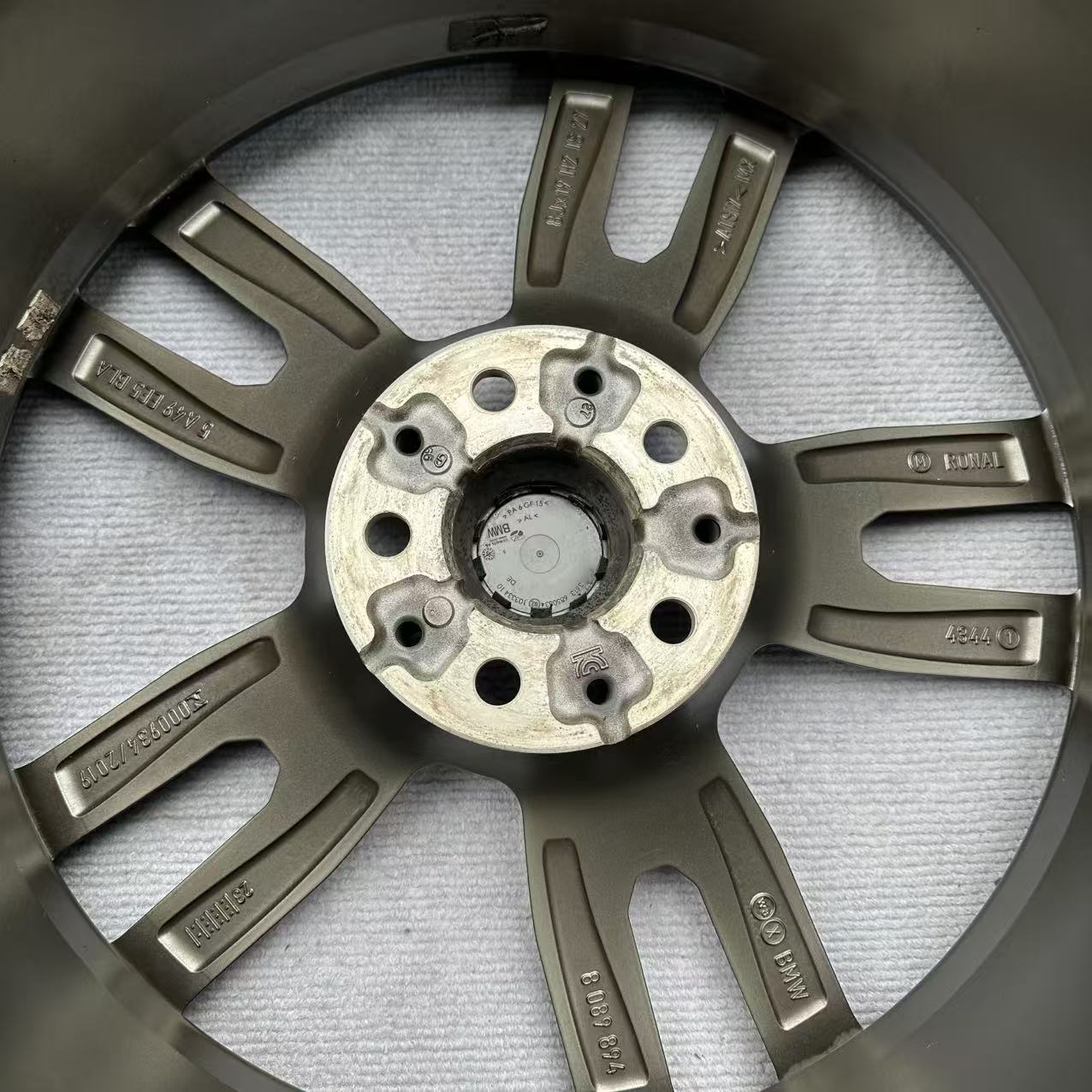 BMW 2 Series 792M 19 inch Original wheels