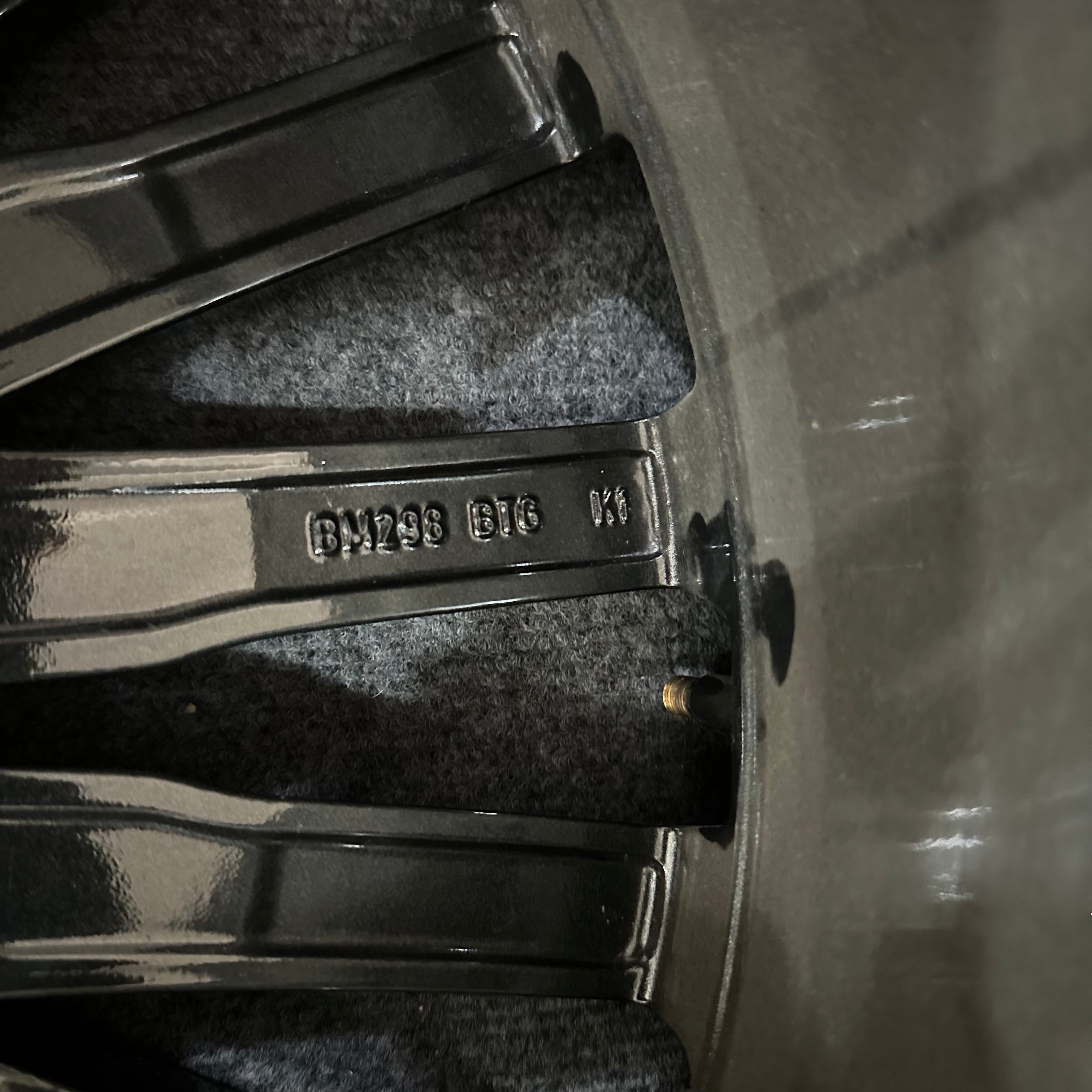 BMW 7 Series 629M 21 inch original wheels