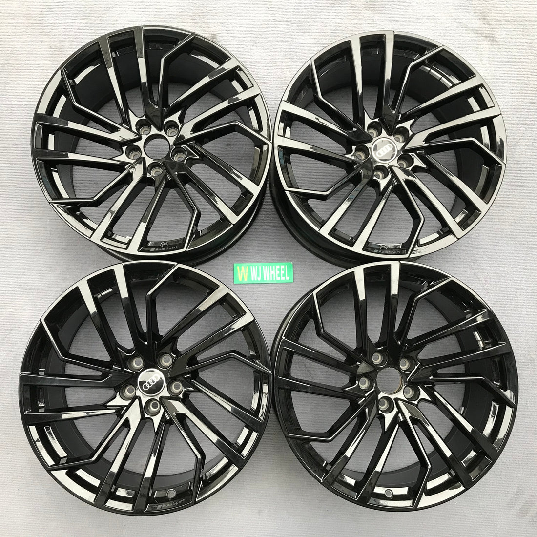 Audi RS4 20 inch original wheel