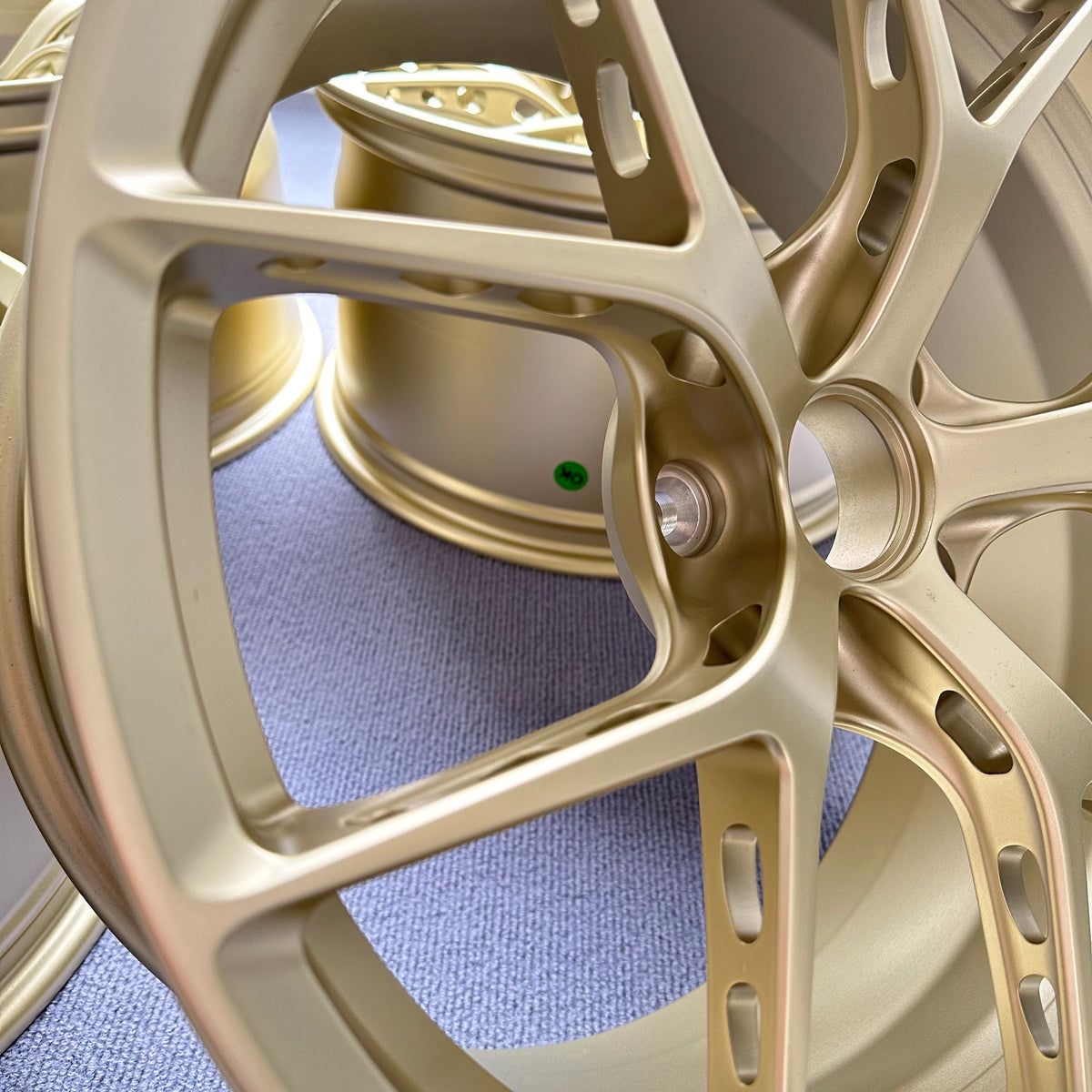 MB16 18 inch 5*110 65.1