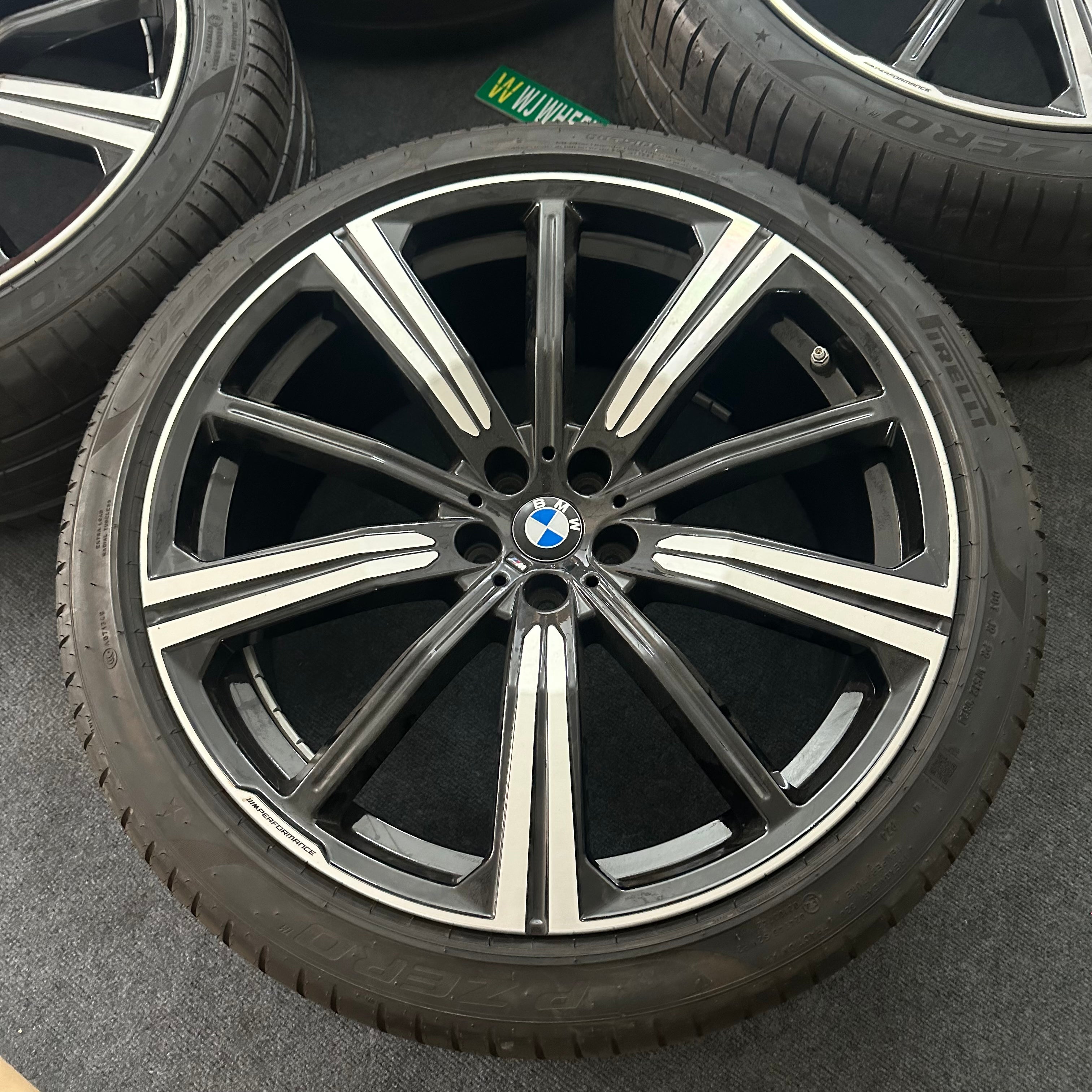 BMW X5 749M 22 inch original wheels(no tire)