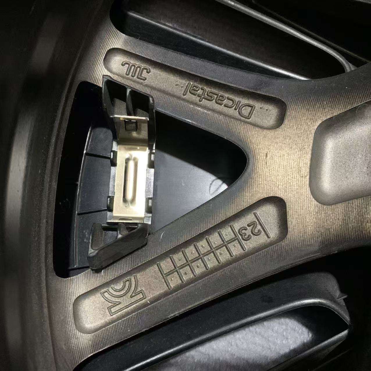 Tesla Model 3 18 inch original wheels